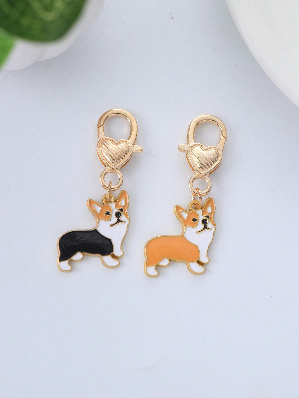 2PCS Metal Corgi Pet Dog Love Lobster Button Earphone Pendant Pet Dog Pendants Keychain Animal  Enamel Keyring Cute Bag Car Gift