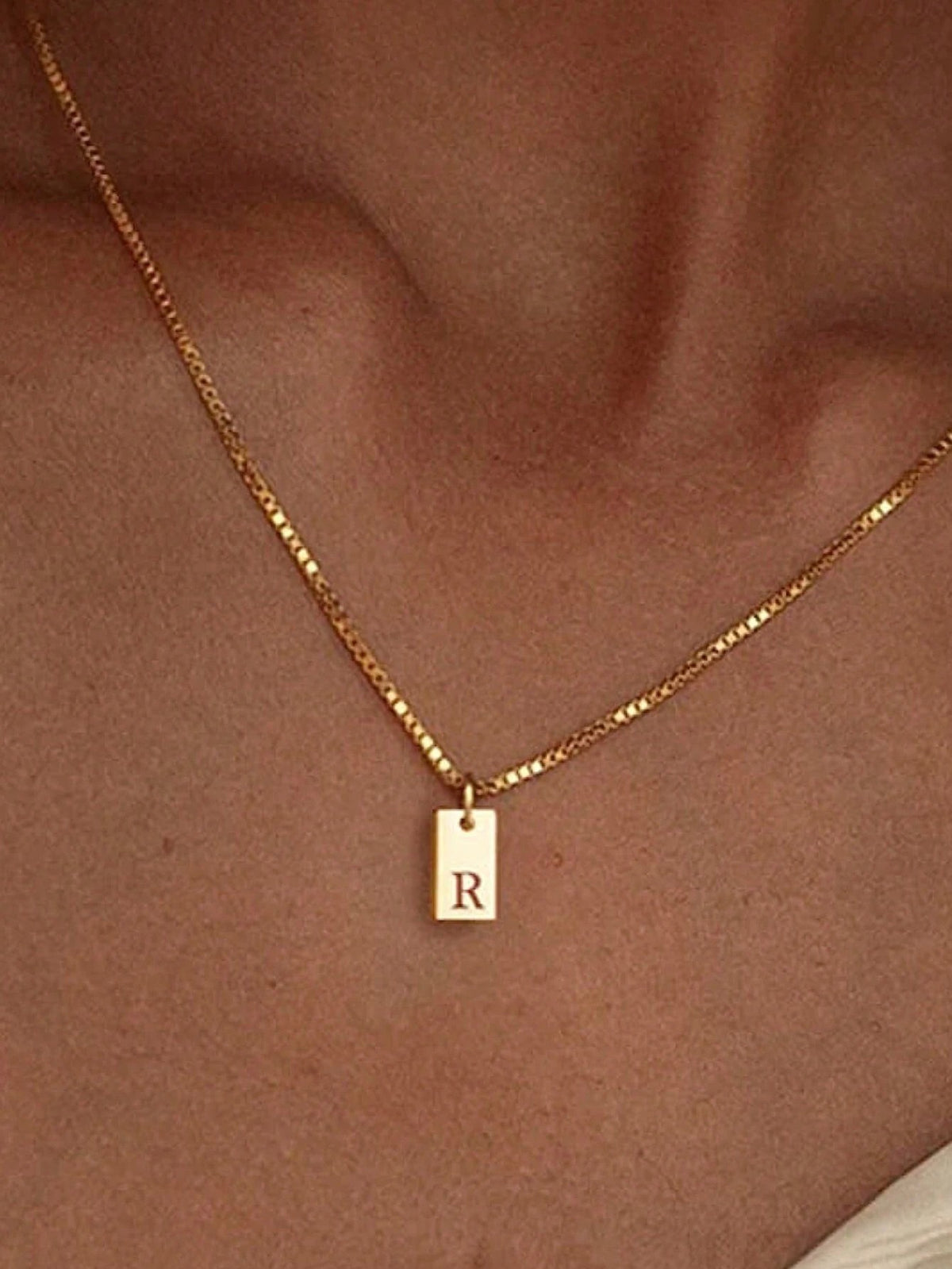 1pc Silver Plated Rectangular Pendant Necklace With 26 Alphabet Letters - Elegant & Fashionable Ladies' Jewelry Gift