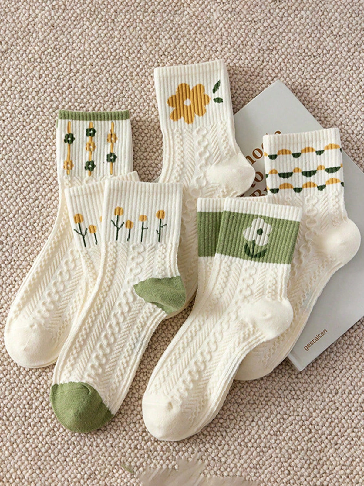 5 Pairs Women's Avocado Green Creative All-Match Short Socks