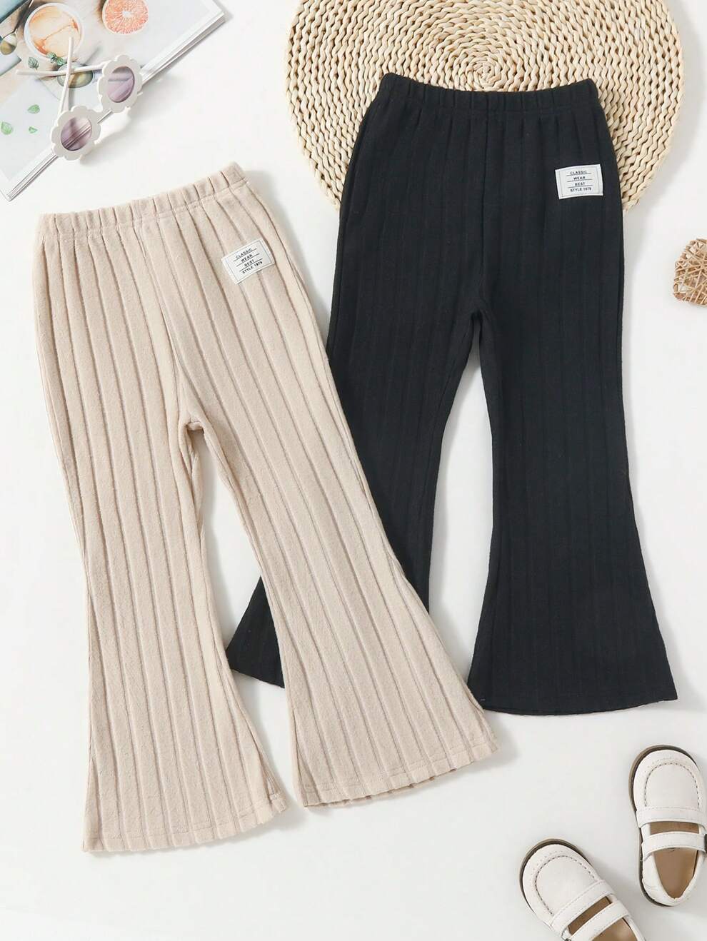 SHEIN Young Girl 2pcs/Set Fashionable Casual Bell-Bottomed Pants For Spring And Autumn