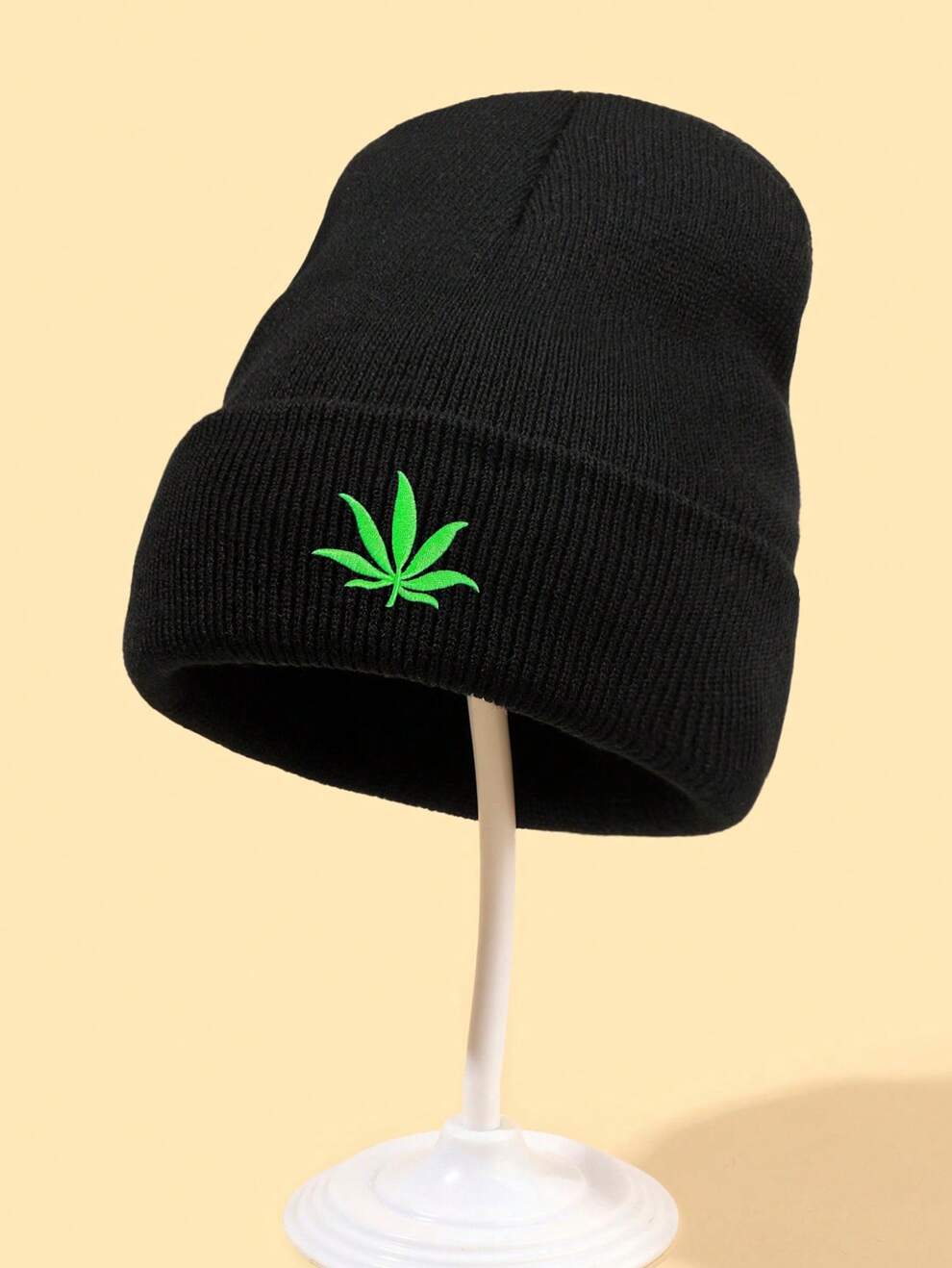 Unisex Plain Black Knitted Hat With Leaf Embroidery, Warm, Soft, Comfortable, Trendy, Suitable For Daily Wear In Autumn And Winter Casual