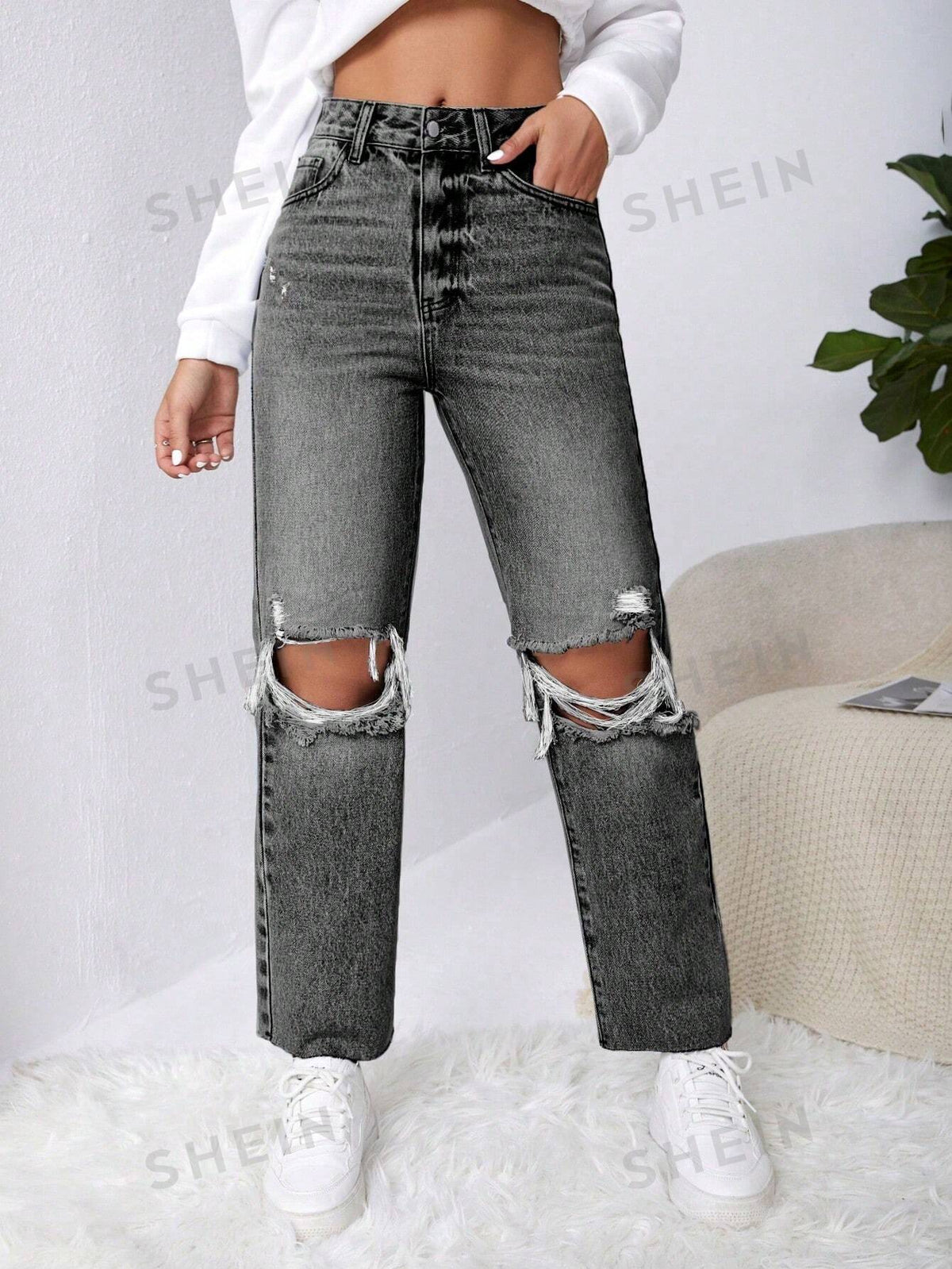 SHEIN EZwear Y2k Ripped Raw Cut Straight Leg Jeans