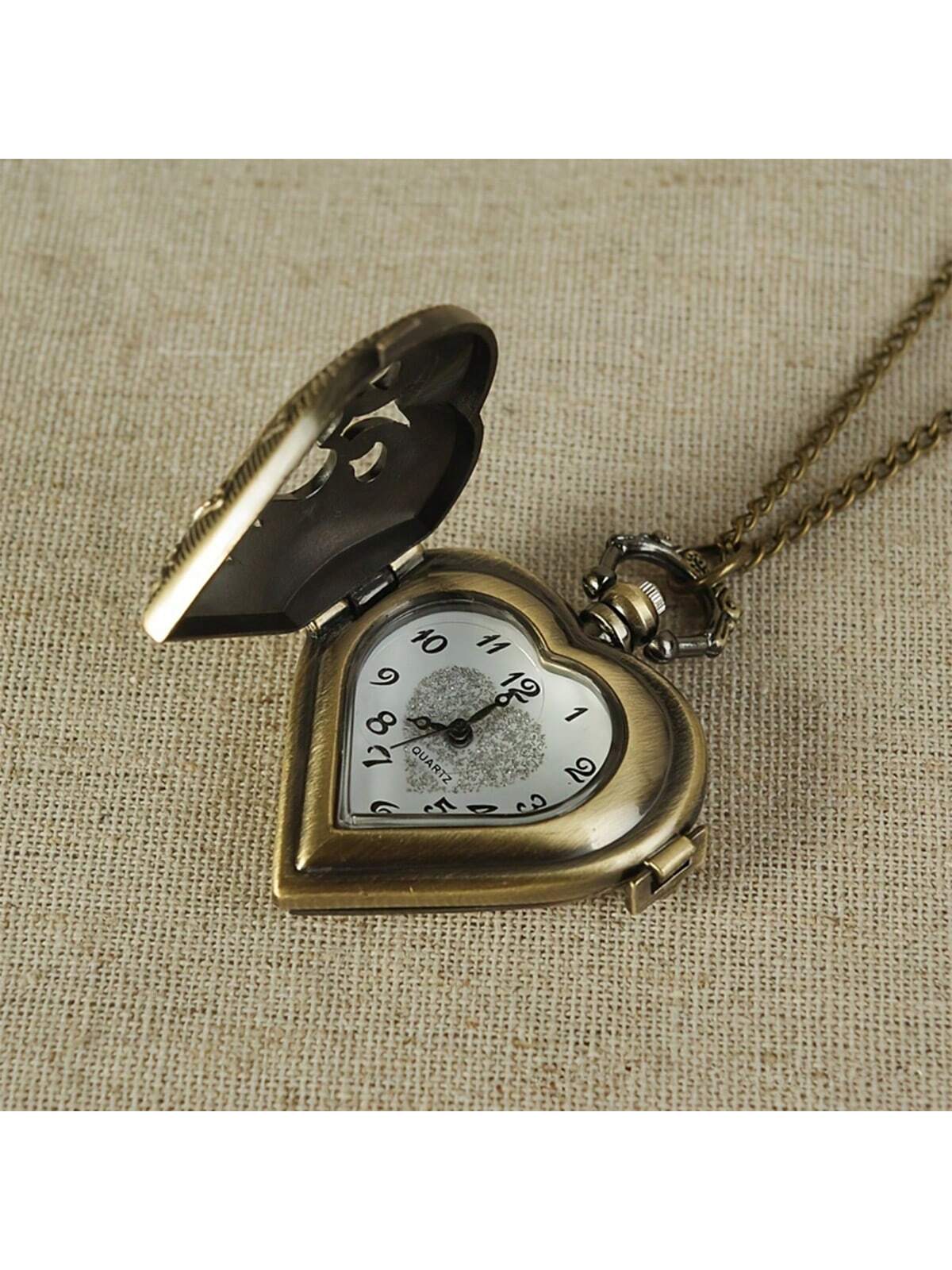 Vintage Silvery Heart Locket Shaped Hollow Pendant Pocket Watch For Women Lovers Mother's Day Christmas Day