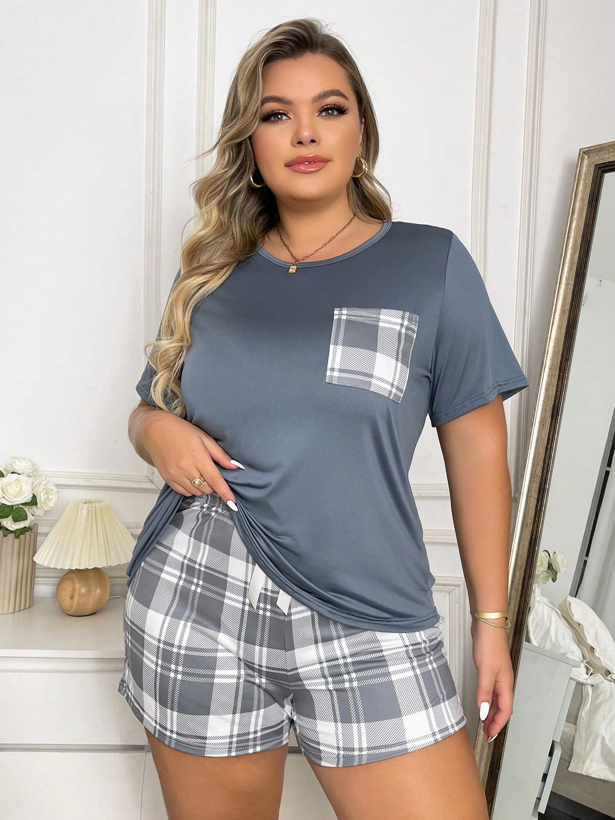 Women's Plus Size Plaid Pocket T-Shirt Pajamas And Plaid Pajama Pants Set