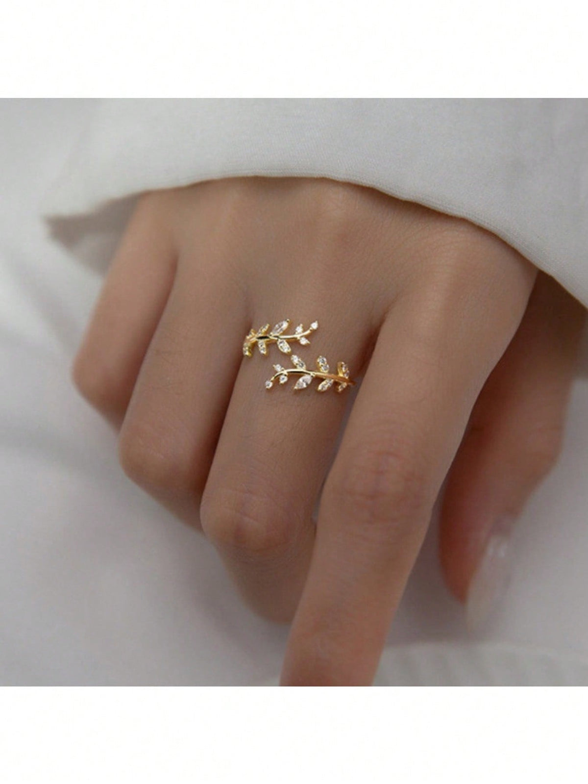 1pc Fashionable New European And American Zinc Alloy Geometric Leaf Rhinestone Ring For Women's Gift And Decoration