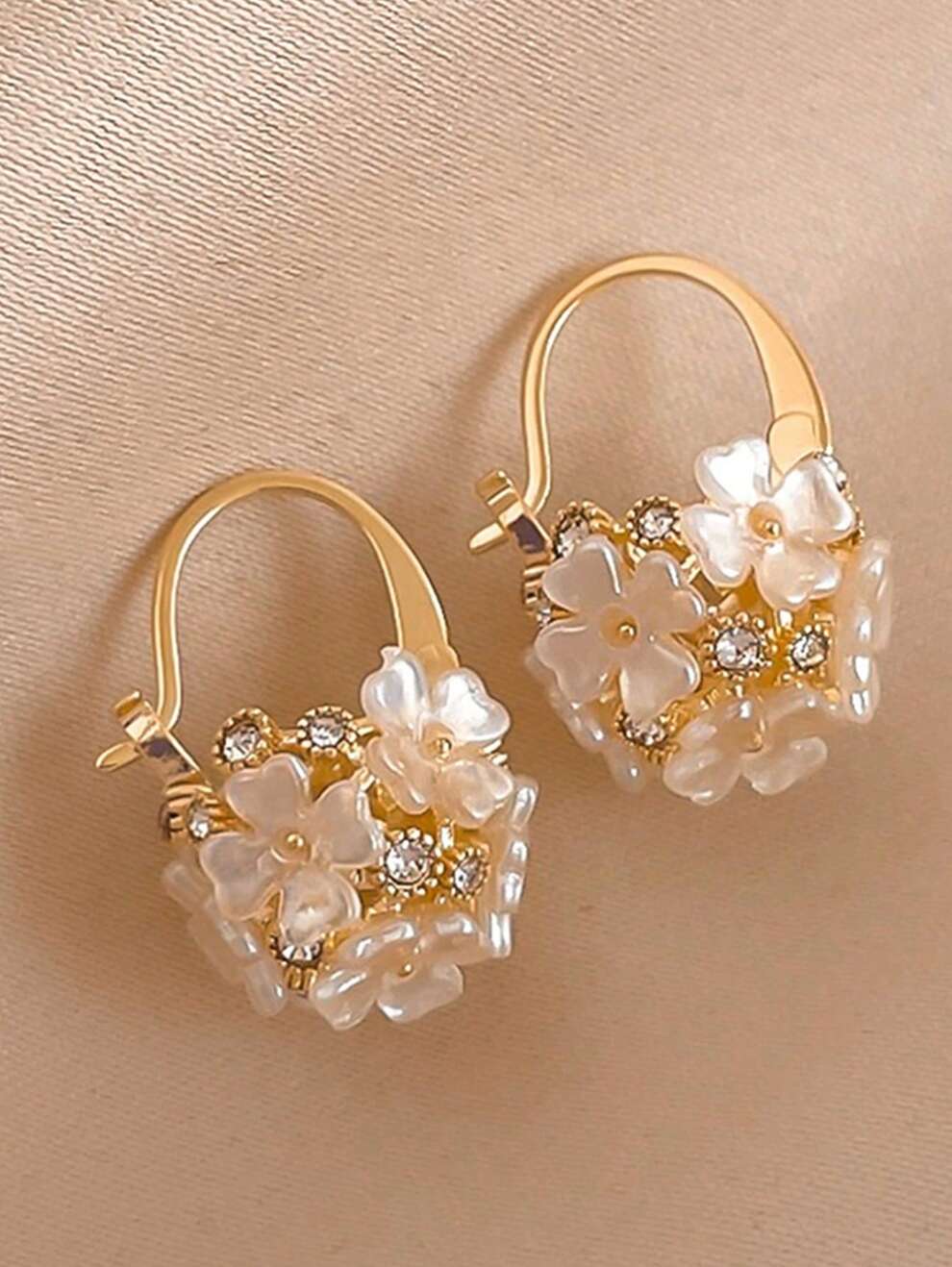 1pair Luxurious & Fashionable Forest Style Flower Shape Rhinestone Inlaid Sphere Earrings