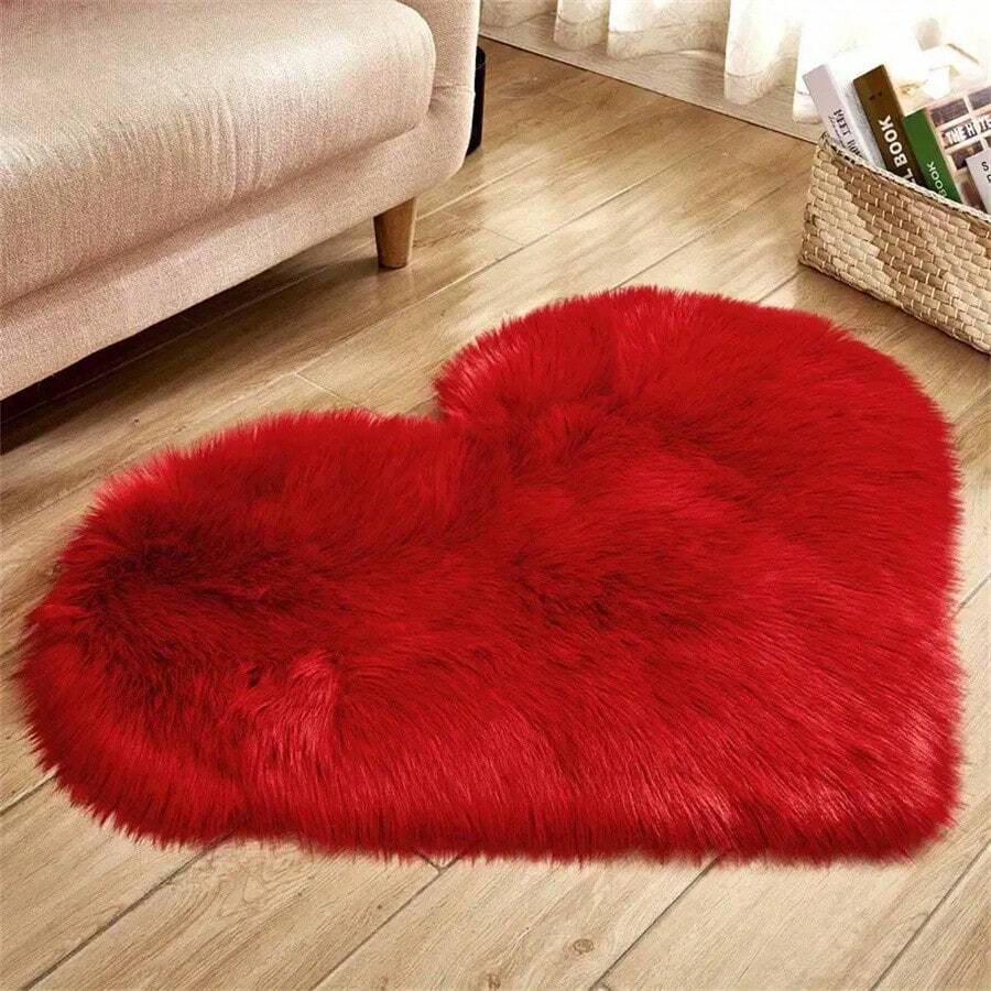 1pc Solid Color Heart Shaped Carpet, Soft Anti-Slip Washable Plush Rug For Bedroom, Living Room, Bedside