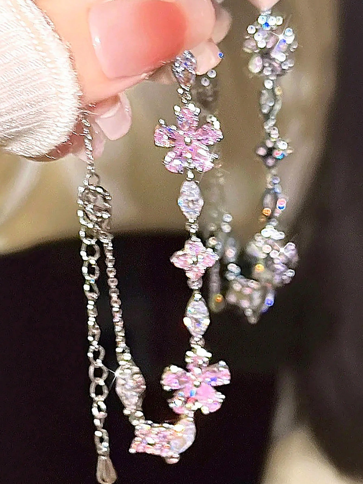 1pc Fashionable Pink Crystal Bracelet, Luxury Elegant Flower Shaped Women's Jewelry Accessory, Birthday Party Gift