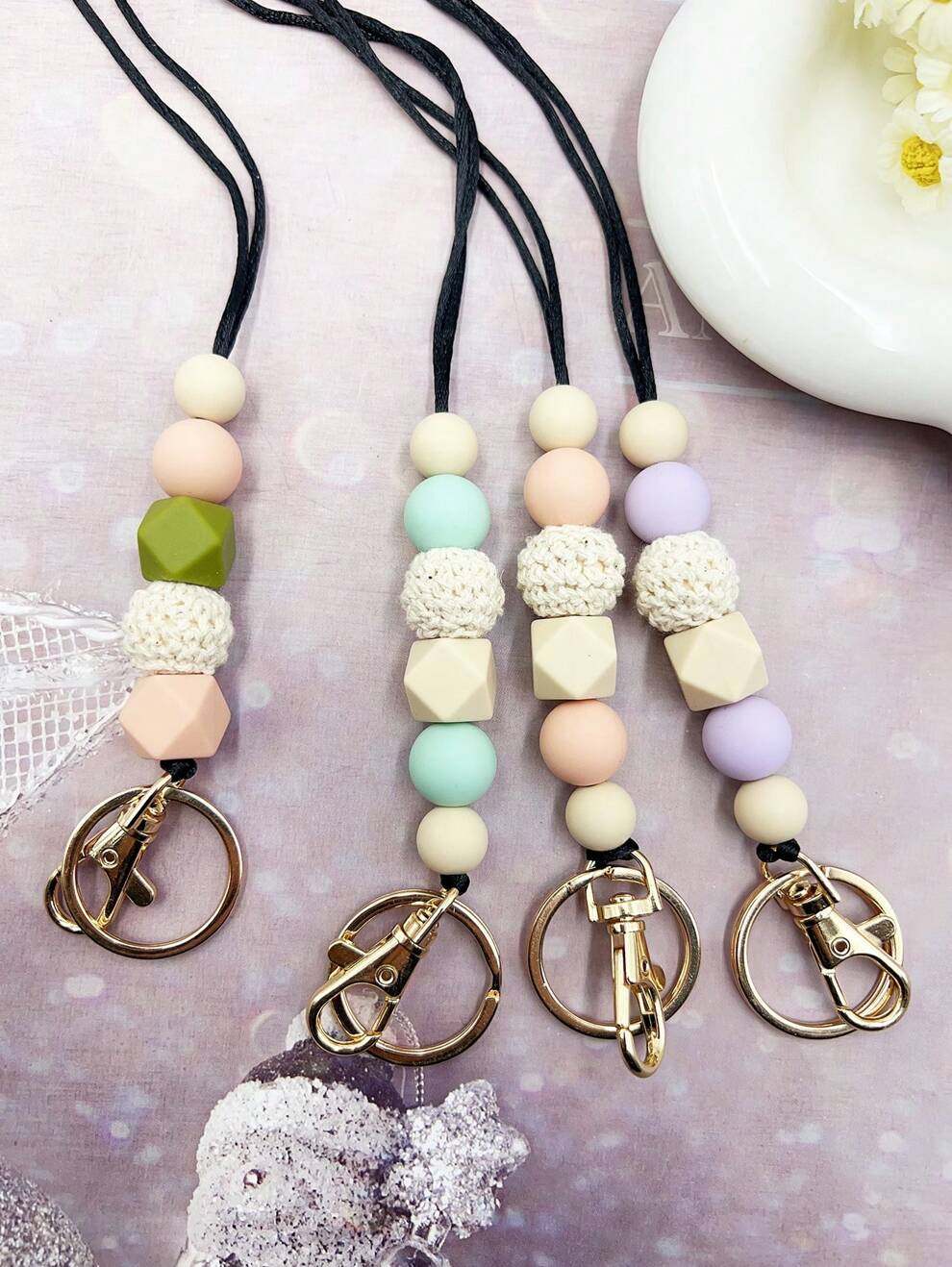 1pc Color-Block Silicone Beaded Lanyard Necklace Keychain Pendant With Keyring & Neck Strap For Id Card, Perfect Gift For Mom & Teacher