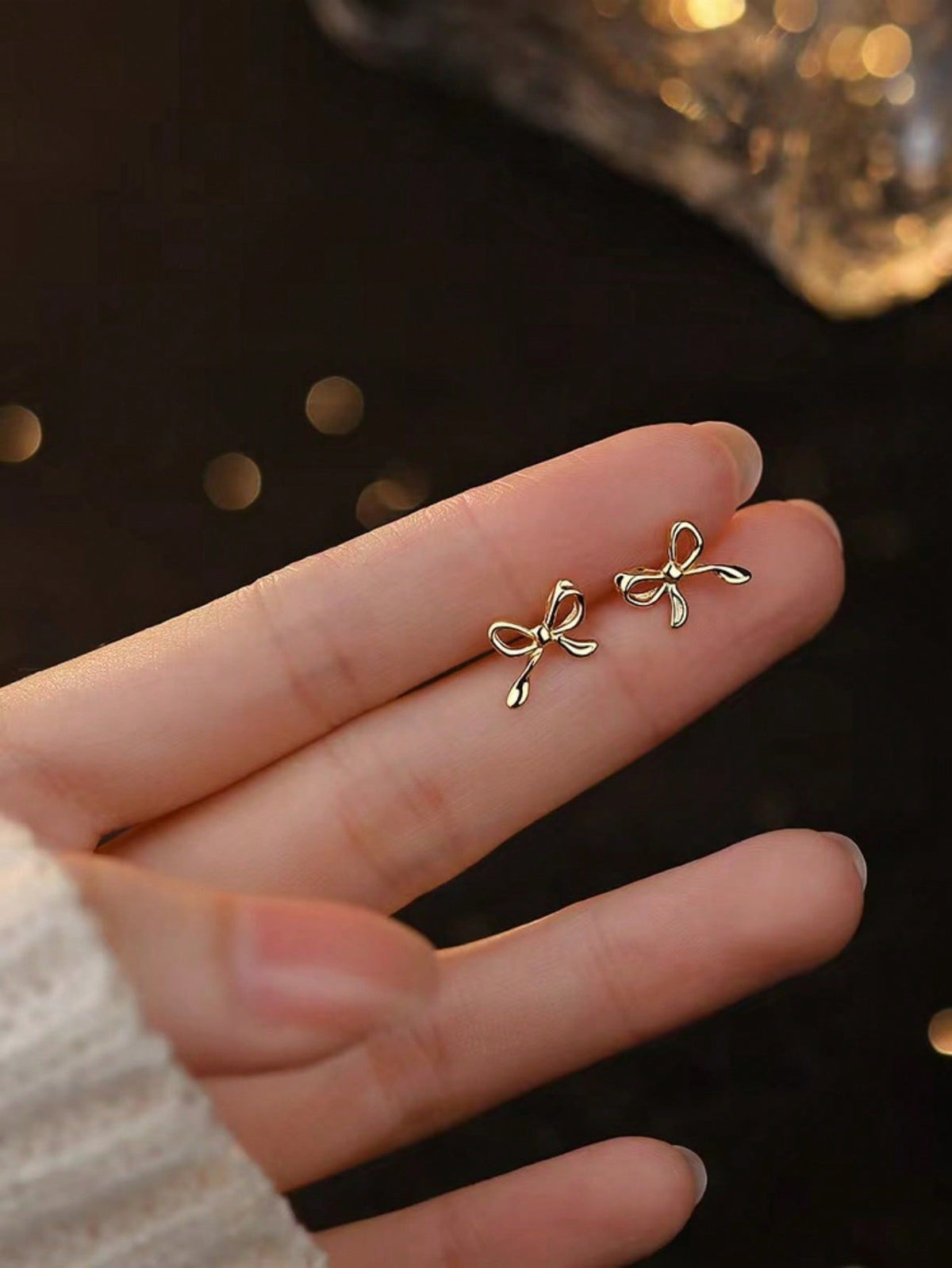 1pair Fashionable Simple Bow Knot Stud Earrings