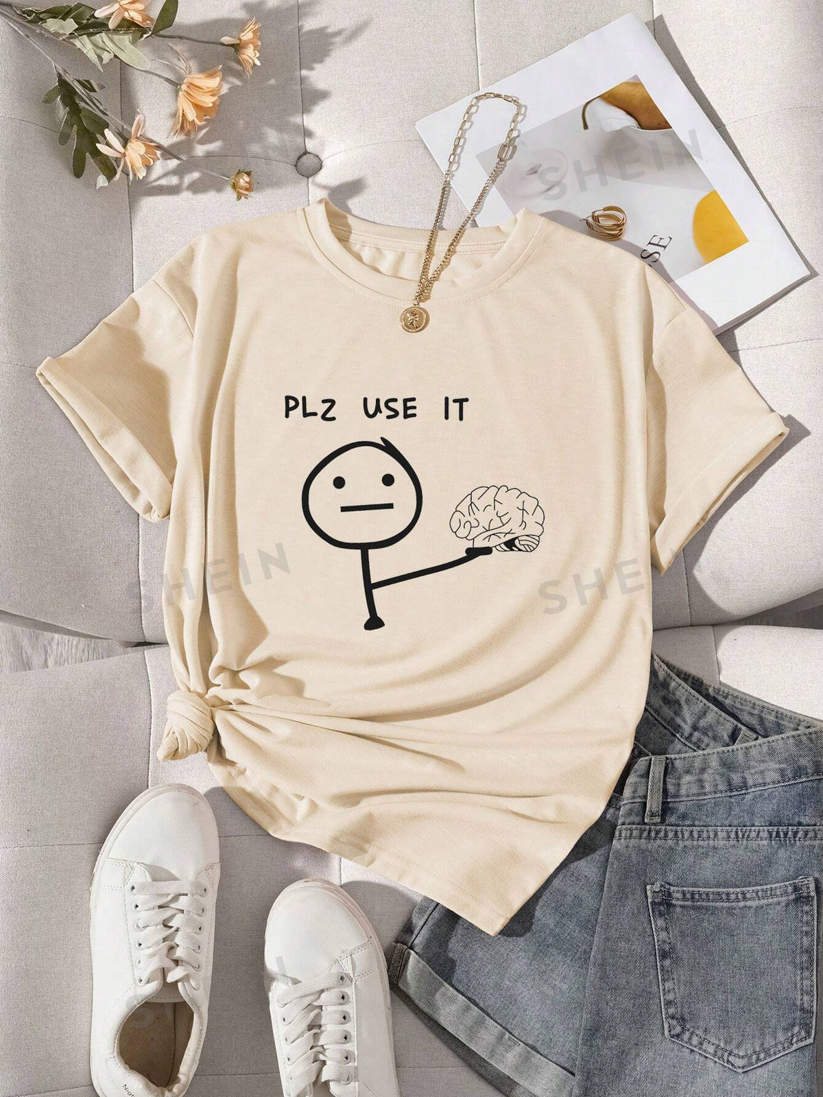 SHEIN EZwear Women's Cartoon Printed Round Neck Short Sleeve T-Shirt With Slogan PLZ USE IT