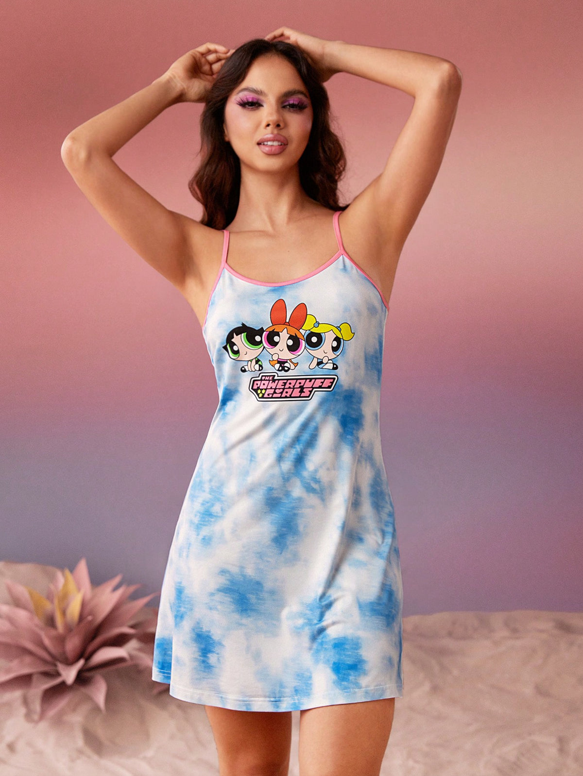 THE POWERPUFF GIRLS X SHEIN Cartoon And Tie Dye Print Contrast Binding Slip Nightdress