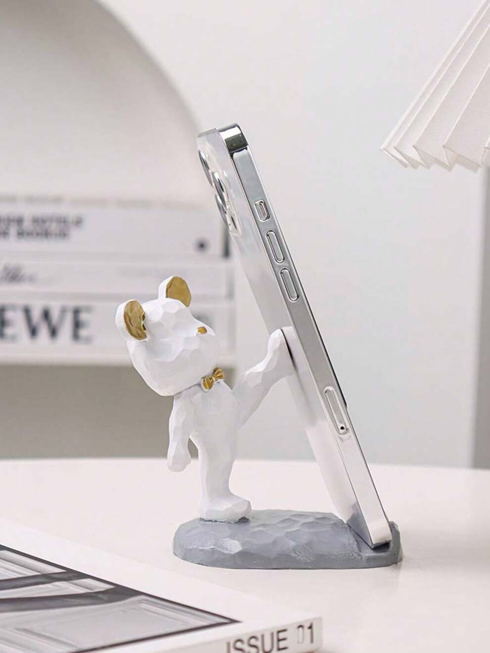 Creative Slouchy Bear Phone Holder, Cute Cartoon Desktop Phone & Tablet Stand, Innovative Ornament