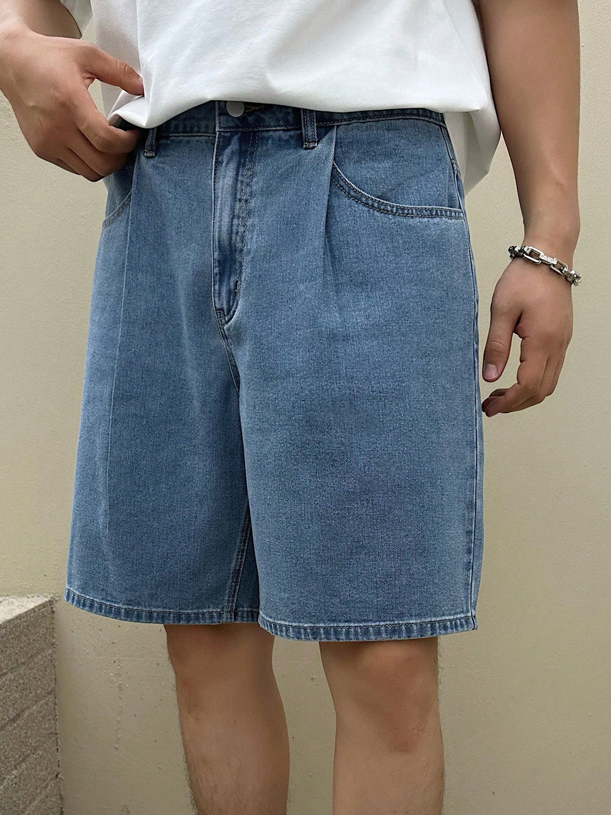 DAZY Men's Loose Straight-Leg Denim Shorts With Diagonal Pocket