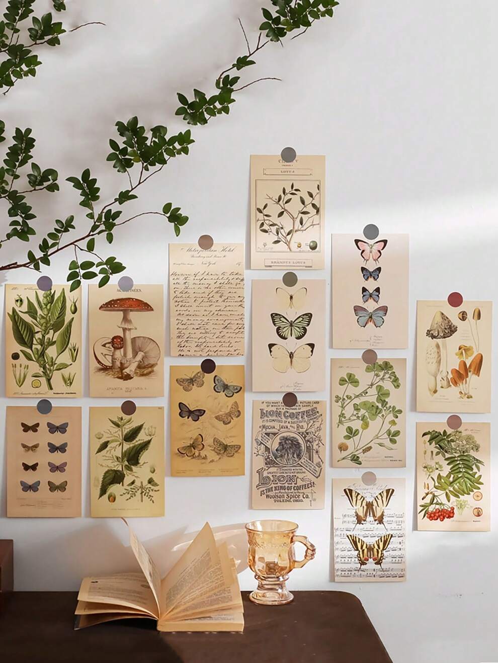 30pcs Vintage Butterfly & Plant Pattern Wall Stickers Decoration Card