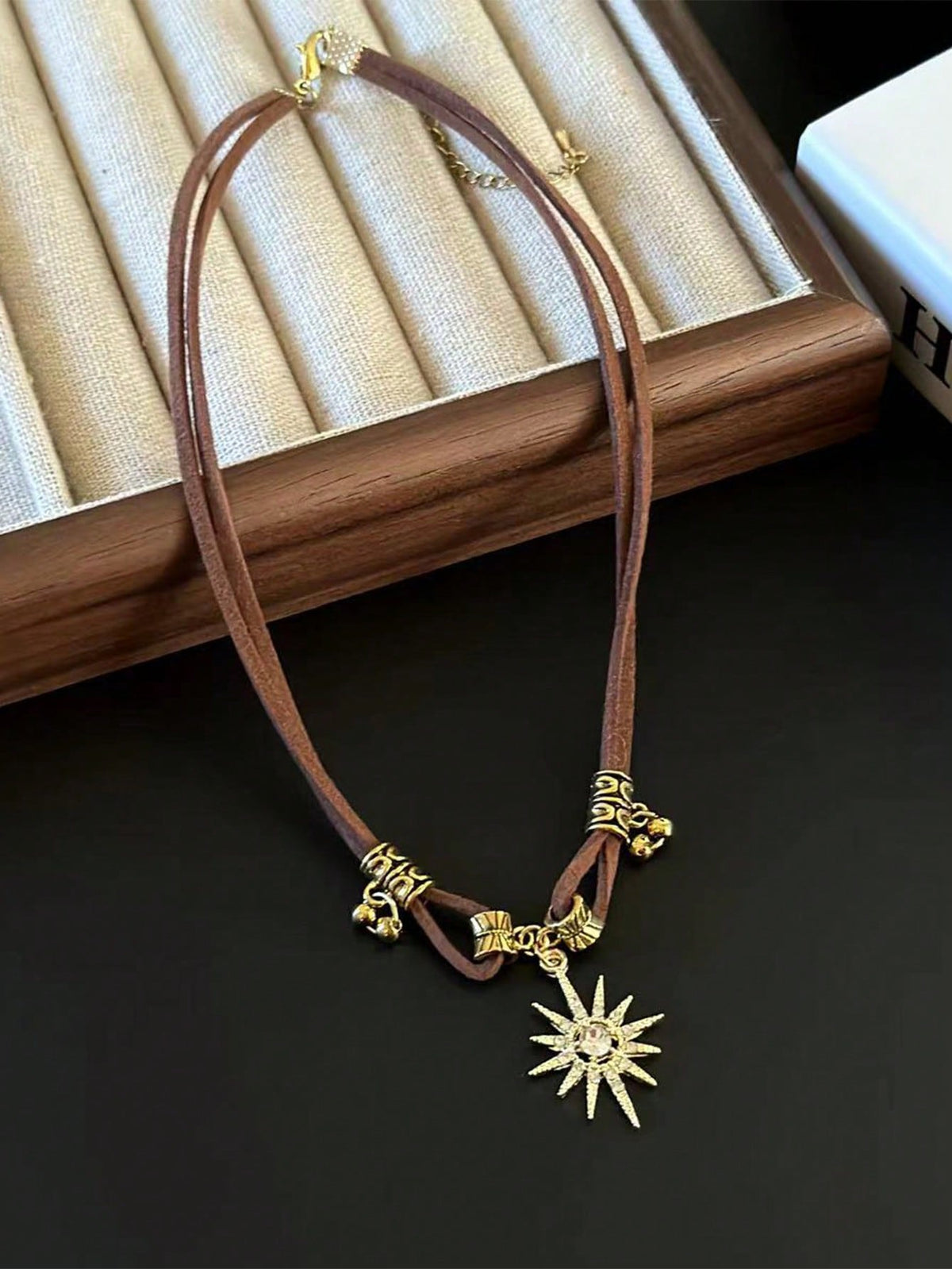 1pc Fashionable Vintage Double Layer Sunflower Pendant Necklace, Suitable For Ladies' Daily Wear