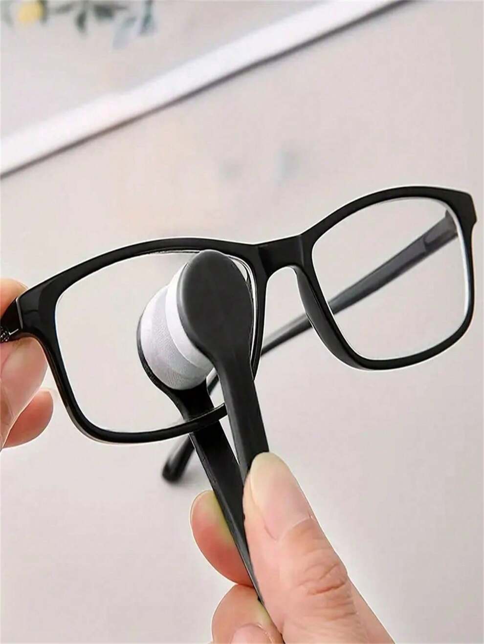 1pc Portable Multifunctional Glasses Sunglasses Wipe Cleaning Brush Cleaner Tool