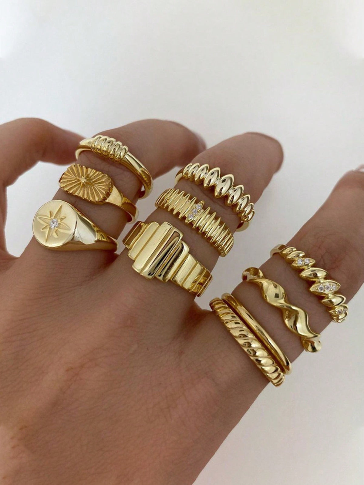 4pcs Snake Shaped Wide Ring Set For Women, Suitable For Daily Wear