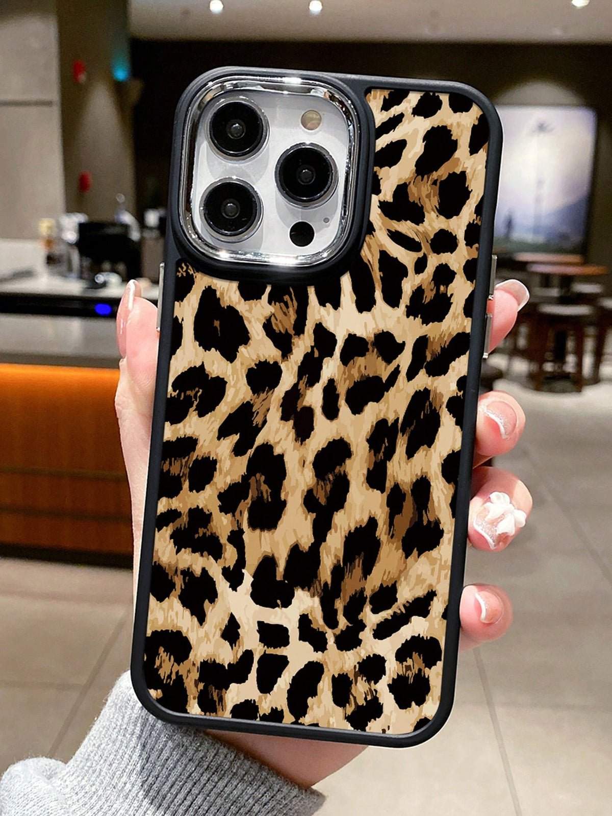 1pc Electroplating Edges Personalized Trendy Brown Leopard Print Soft TPU Phone Case Compatible With Apple 15/15Pro/15Promax/14/14ProMax/13/13Pro/11/XR/12, Full Coverage Shockproof Protective Cover