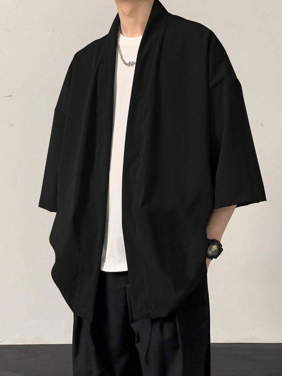 Manfinity Chillmode Men's Solid Color Wide-Leg Kimono Shirt With Drop Shoulder Sleeves, Casual And Loose