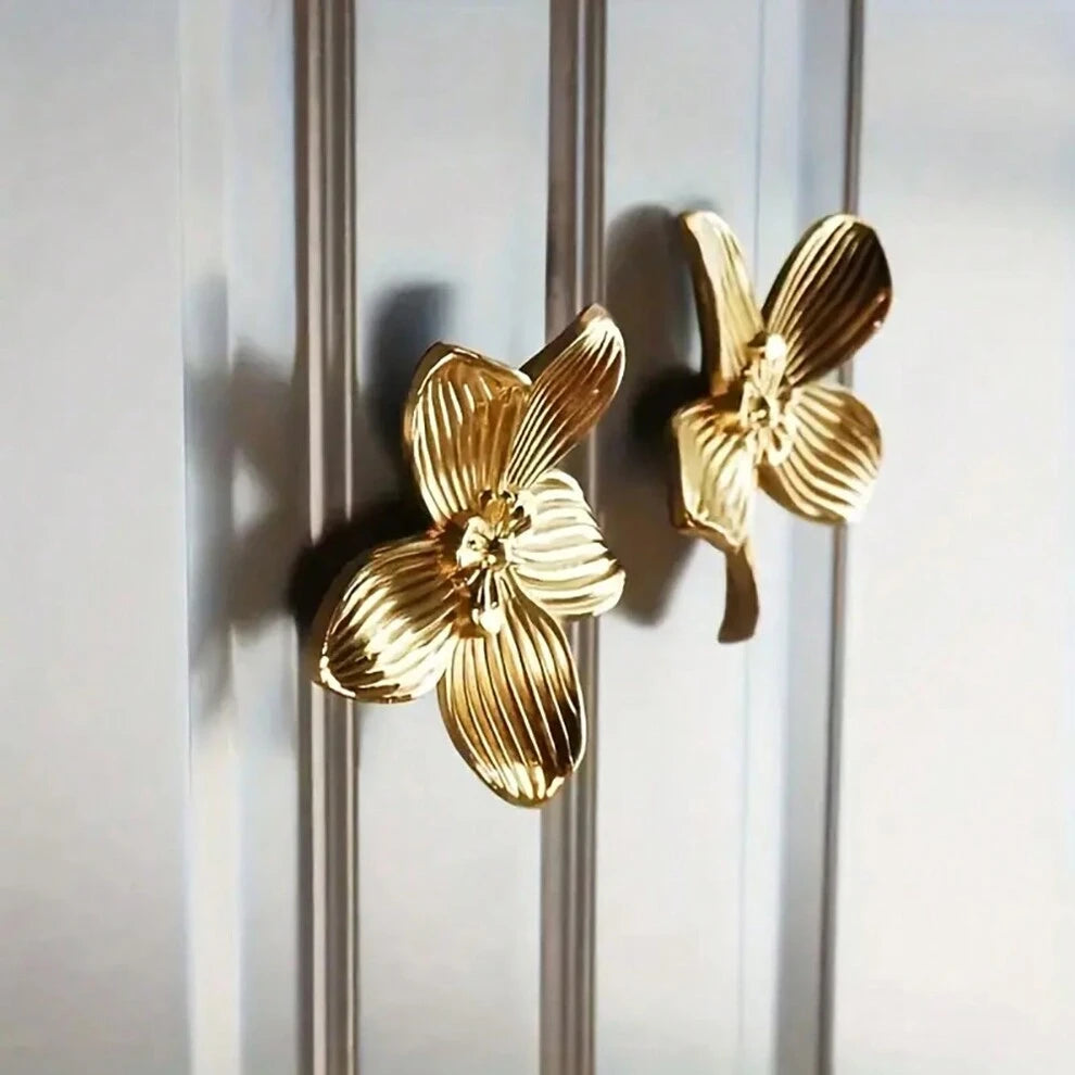 1pc Golden Flower Drawer Handle, Creative Petal Kitchen Cabinet Handle, Dressing Table Knob, Furniture Drawer Pull, Wardrobe Door Knob