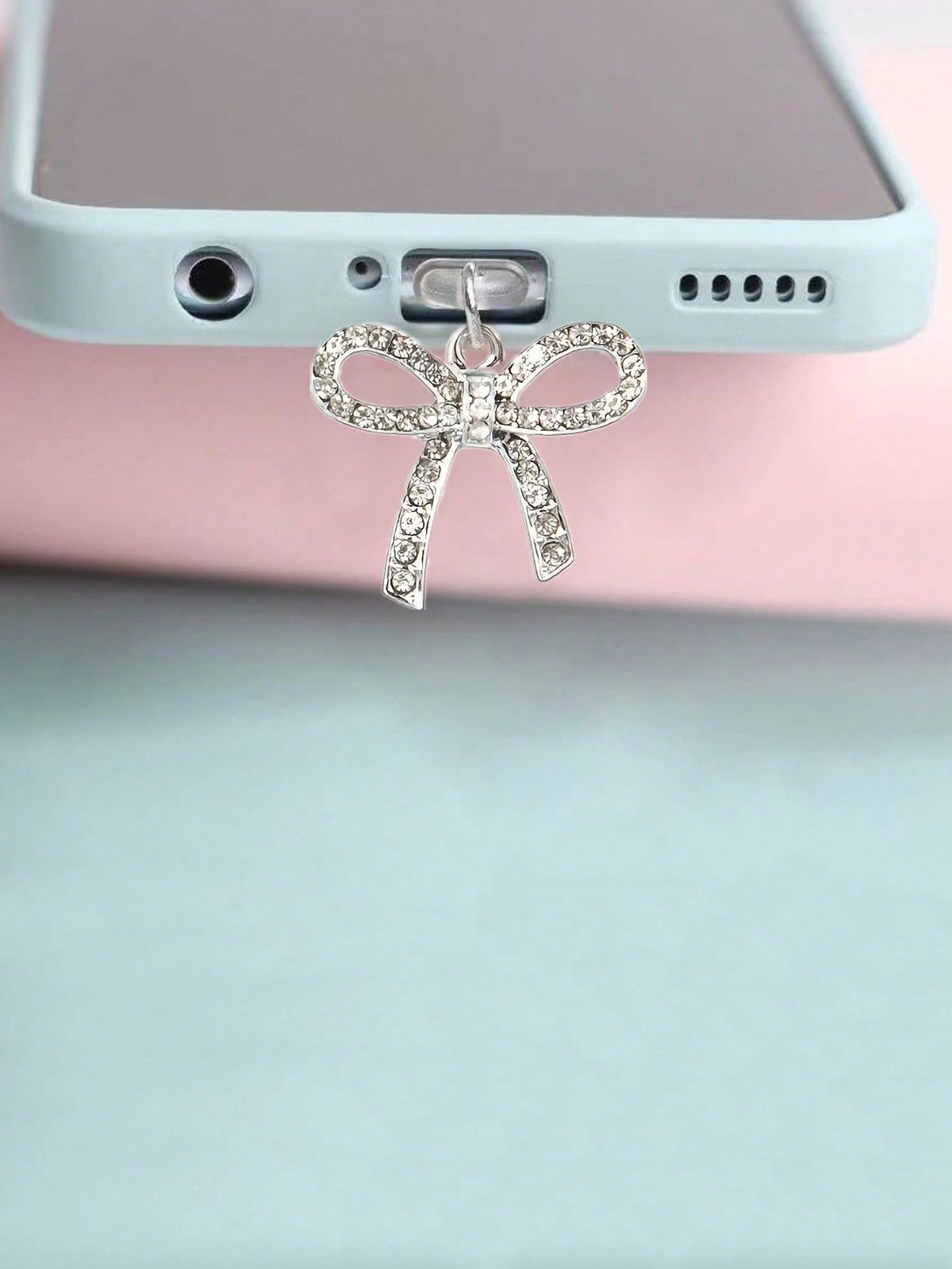 1pc Rhinestone Bow Knot Decor Silver Plated Dustproof Plug With Pendant Compatible With IPhone And Type-C Ports