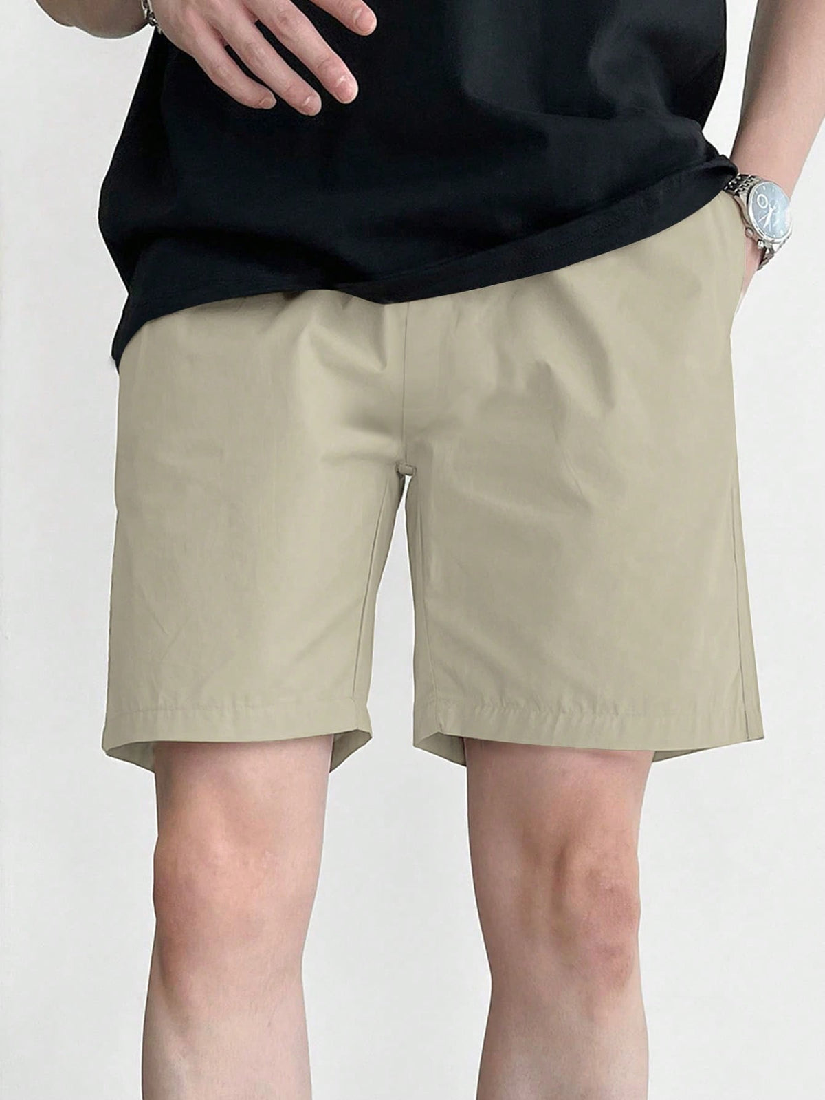 DAZY Men's Summer Solid Color Casual Loose Khaki Shorts