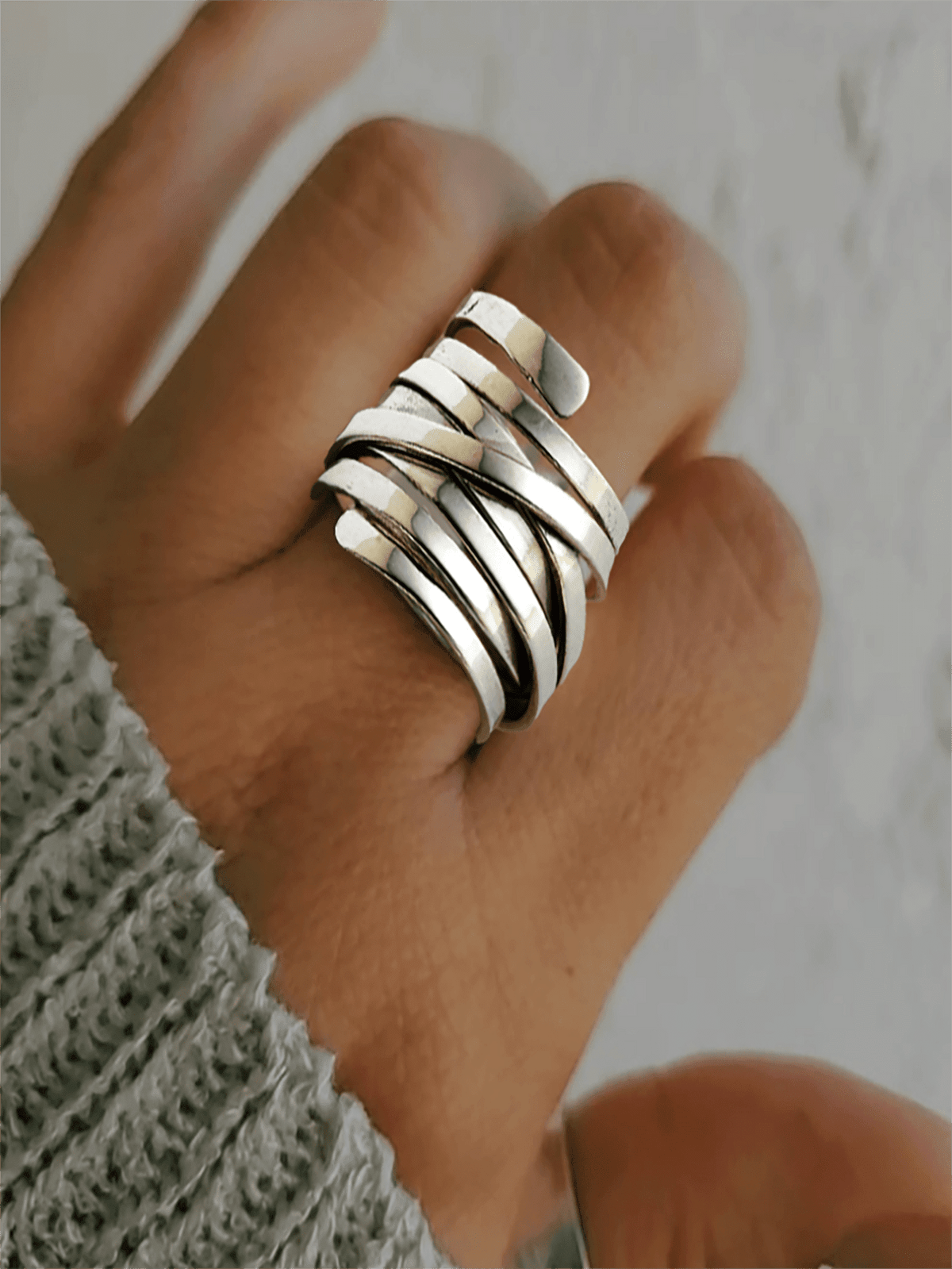 1pc European-Style Vintage Classic Design Twisted Iron Loop Wide Band Ring, Perfect For Anniversary, Birthday, Party And Evening Events