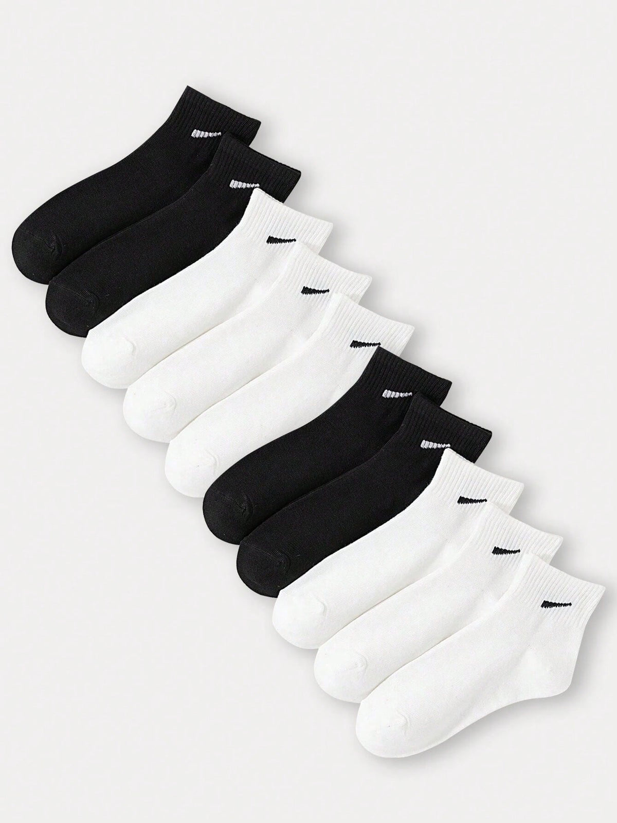 10 Pairs Women Black Color Simple Slash Design All-Match Casual Short Socks Fit For Daily Wear