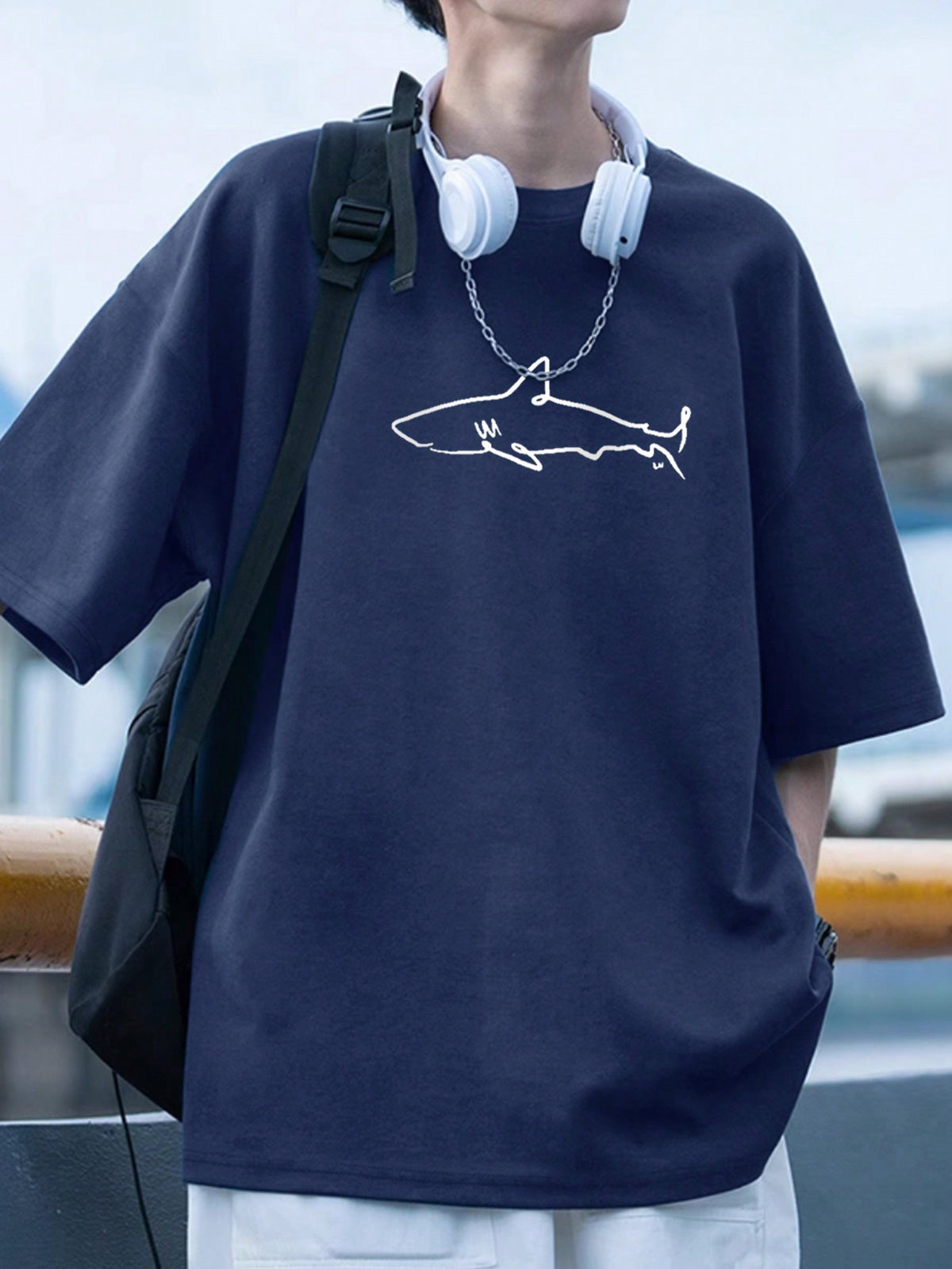 Men Fashionable Whale Printed Short Sleeve Casual T-Shirt