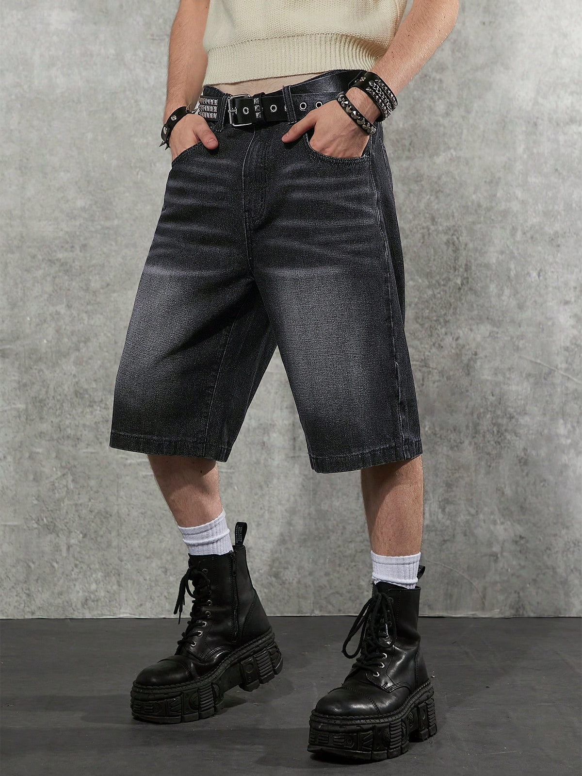 Manfinity Denimwave Y2K Denim Jorts Men's Black Bermuda Zipper Fly Loose Cut Inspired Perfect For Street Style Enthusiasts Seeking Comfort And Trendy Summer Looks Baggy Long Shorts Plain Urban Basic