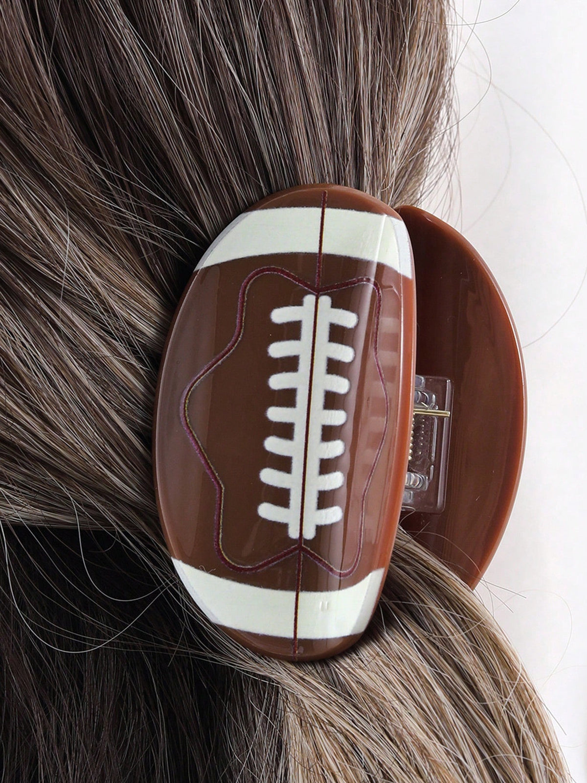 1pc Women Sports Style Outdoor Football Shaped Acrylic Hair Clip/Claw