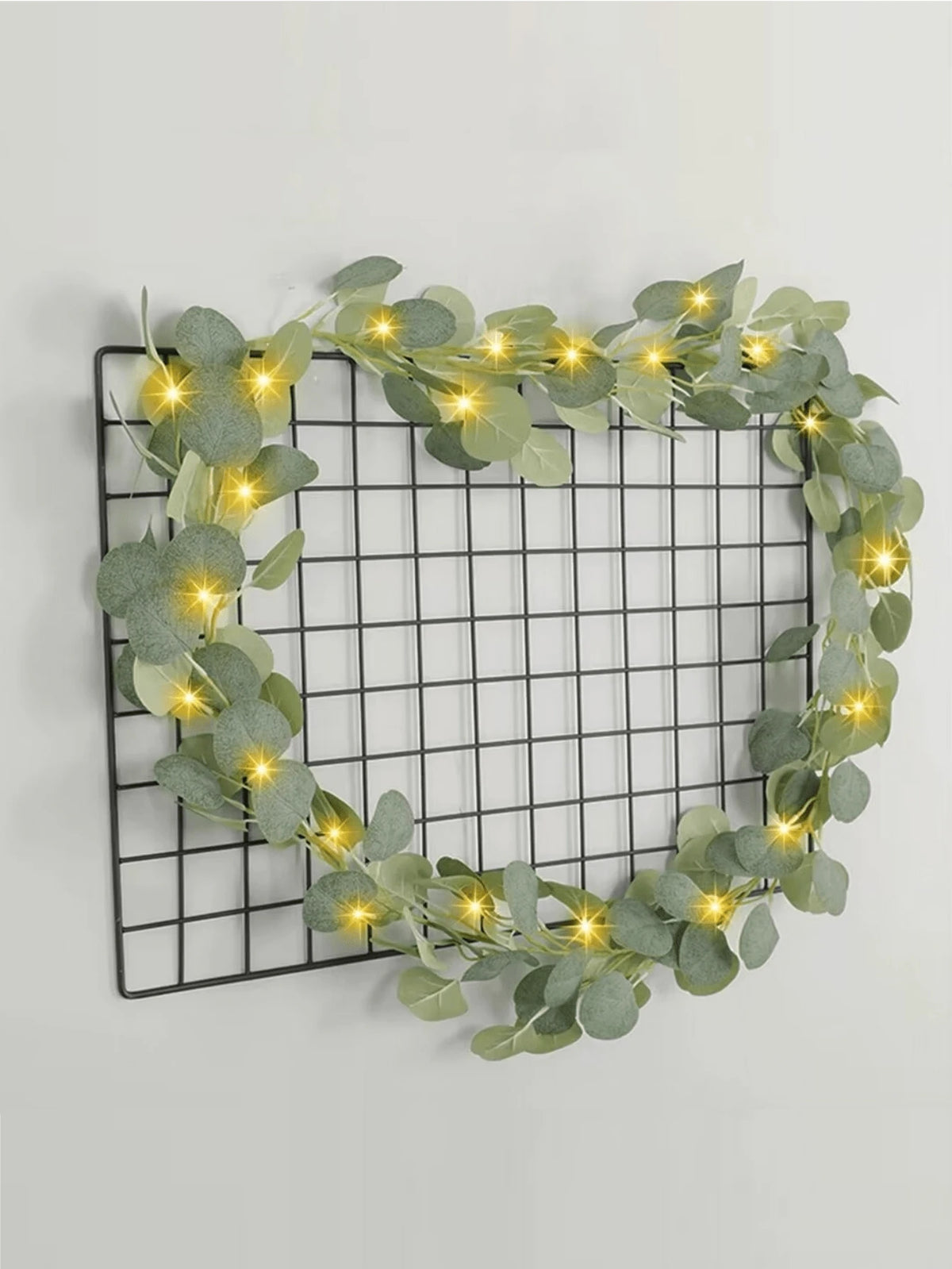 1pc 2.3/4.3/6.3m 20/40/60 LED Copper Wire Silver Wire Artificial Eucalyptus Vine Leaf Light String, Imitation Leaf Decoration, LED Vine Light String For Room, Garden, Yard