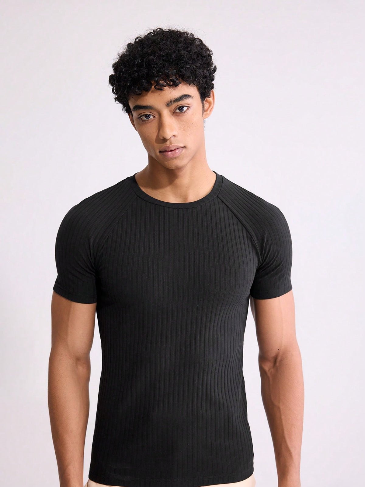 Forever 21 Men's Muscle Fit T-Shirt With Crew Neck In Black