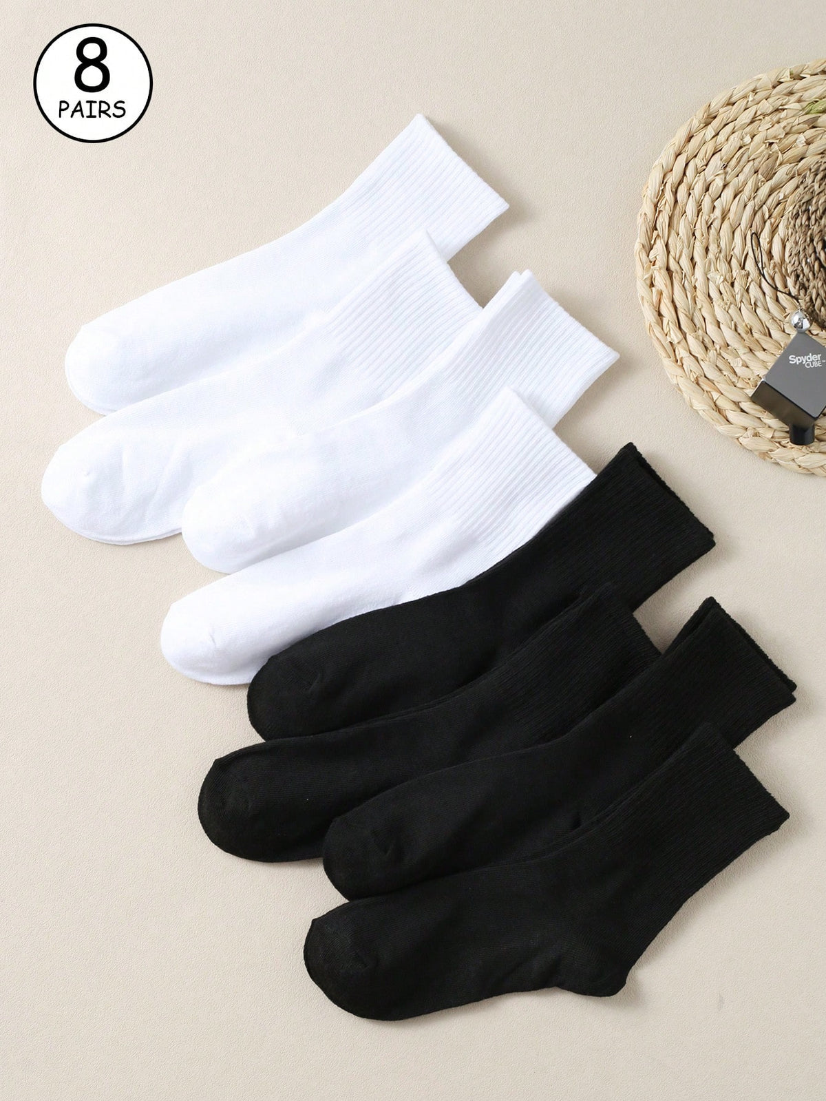 8 Pairs/Set Men's Black And White Mid-Calf Simple Socks