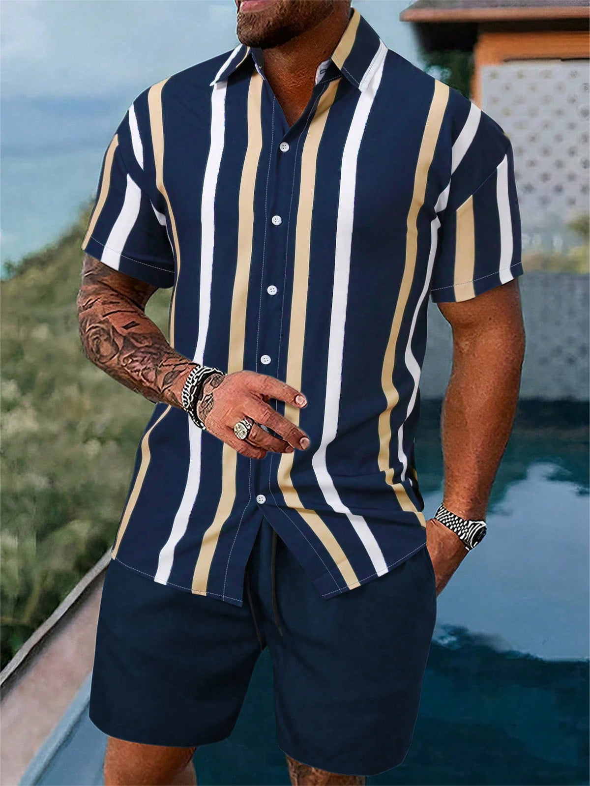 Manfinity Homme Men Two-Piece Set Of Striped Printed Short-Sleeve Shirt And Solid Color Shorts, Suitable For Summer