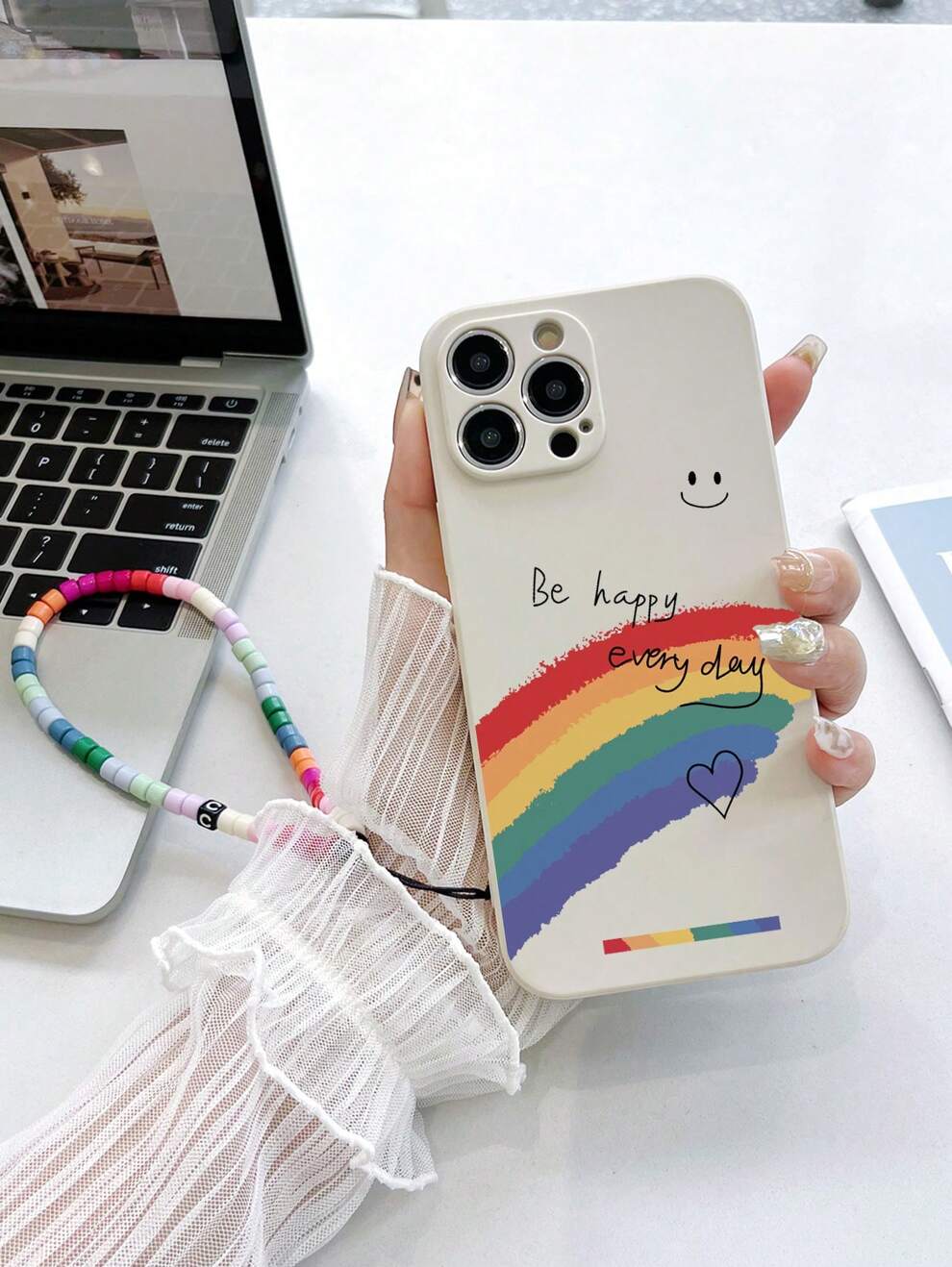 1pc White TPU Phone Case With 'HAPPY EVERYDAY' Pattern And 1pc Colorful Beaded Bracelet Compatible With /IPhone Cases/Matching Cases/Lanyard Cases/Wristband Cases/Fun Cases/Android Cases/Samsung Cases