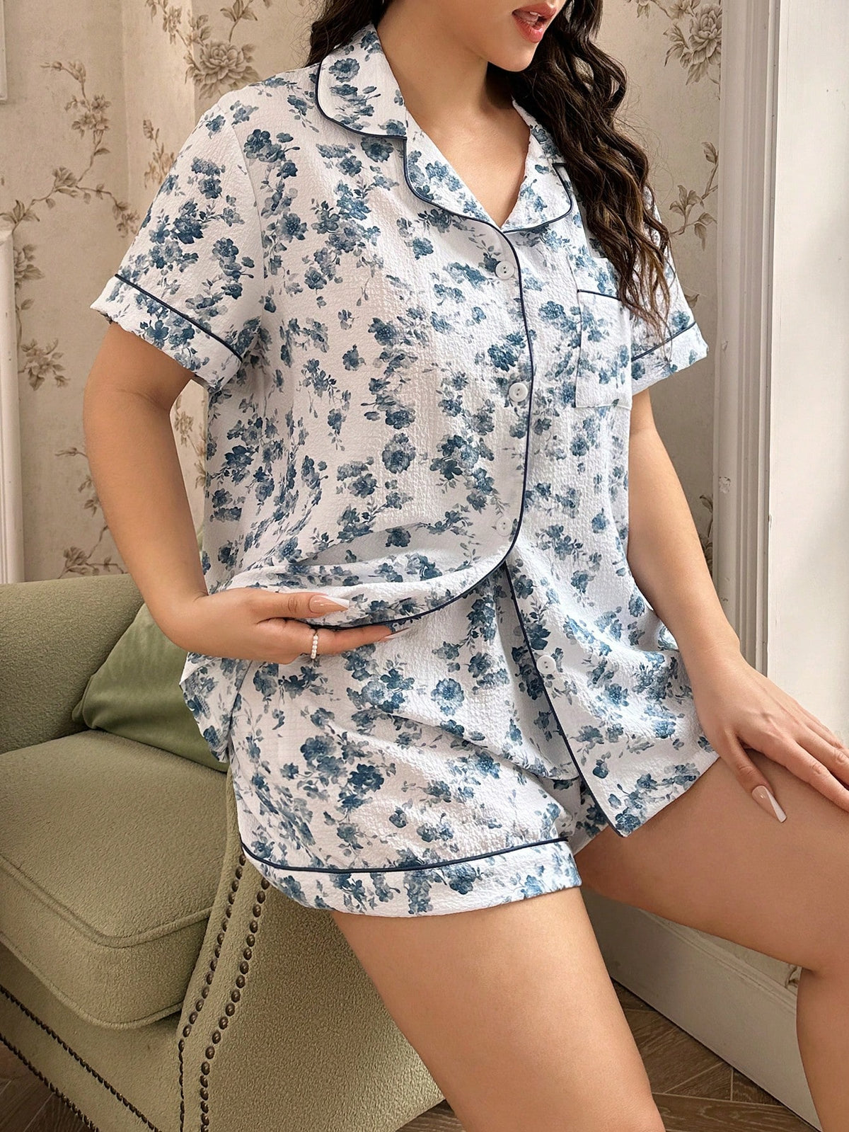 Shein CottageSlumber Ink Flower Bubble Crepe Printed Plus Size Pajama Set With Turn-Down Collar