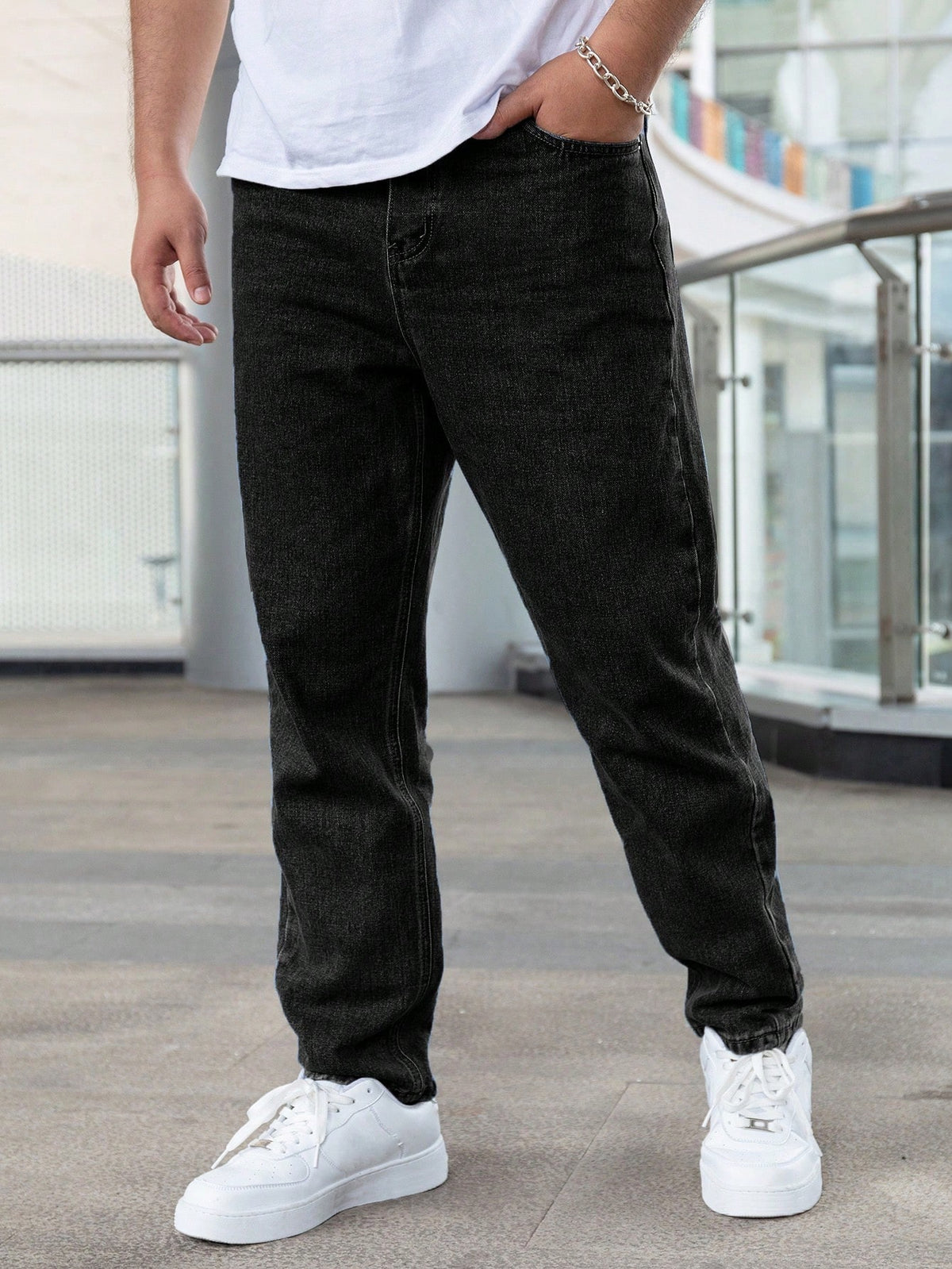 Men's Casual Straight Leg Jeans With Pockets