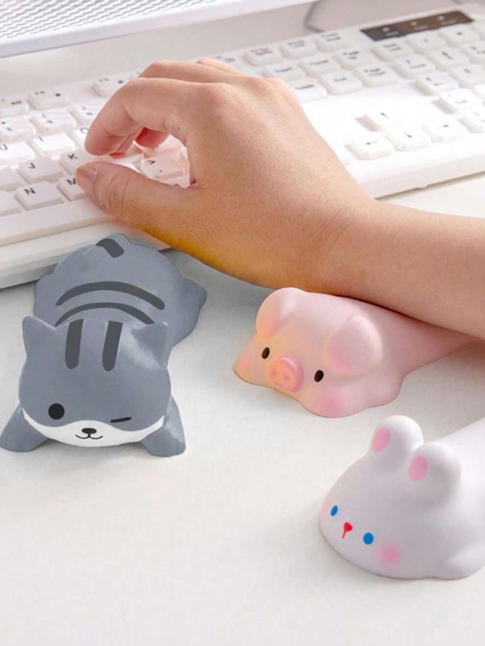 1pc Cute Wrist Rest, Support For Mouse Keyboard Computer Elbow Pad Arm Rest, For Desk, Ergonomic, Kawaii, Office Supplies, Slow Rising, PU Mouse Pad Cat, Piggy, Dog, Rabbit,Frog,Bear,Panda,Duck.