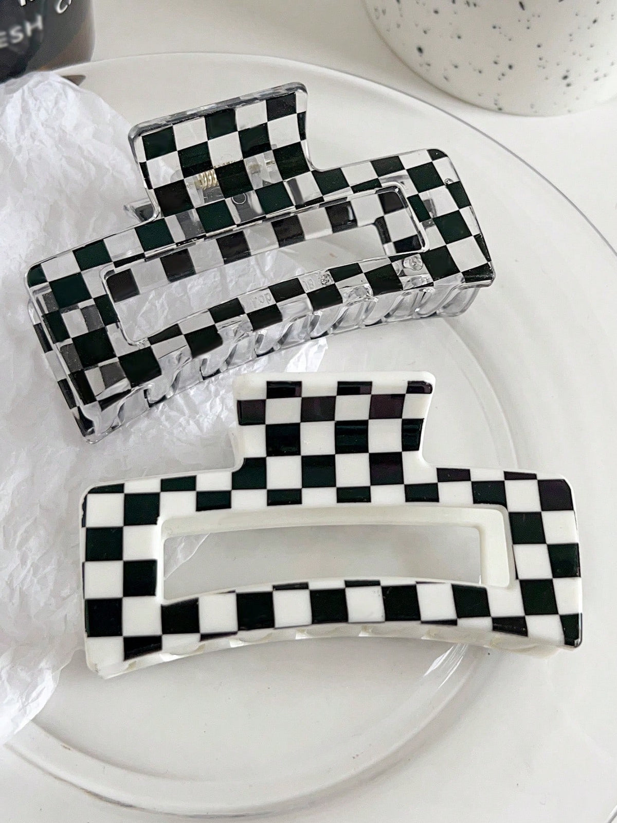 2pcs/Set Pink And White Checkerboard Glossy Square Hair Claw Clip, Simple And Sweet, Street Style And Daily Hair Accessories