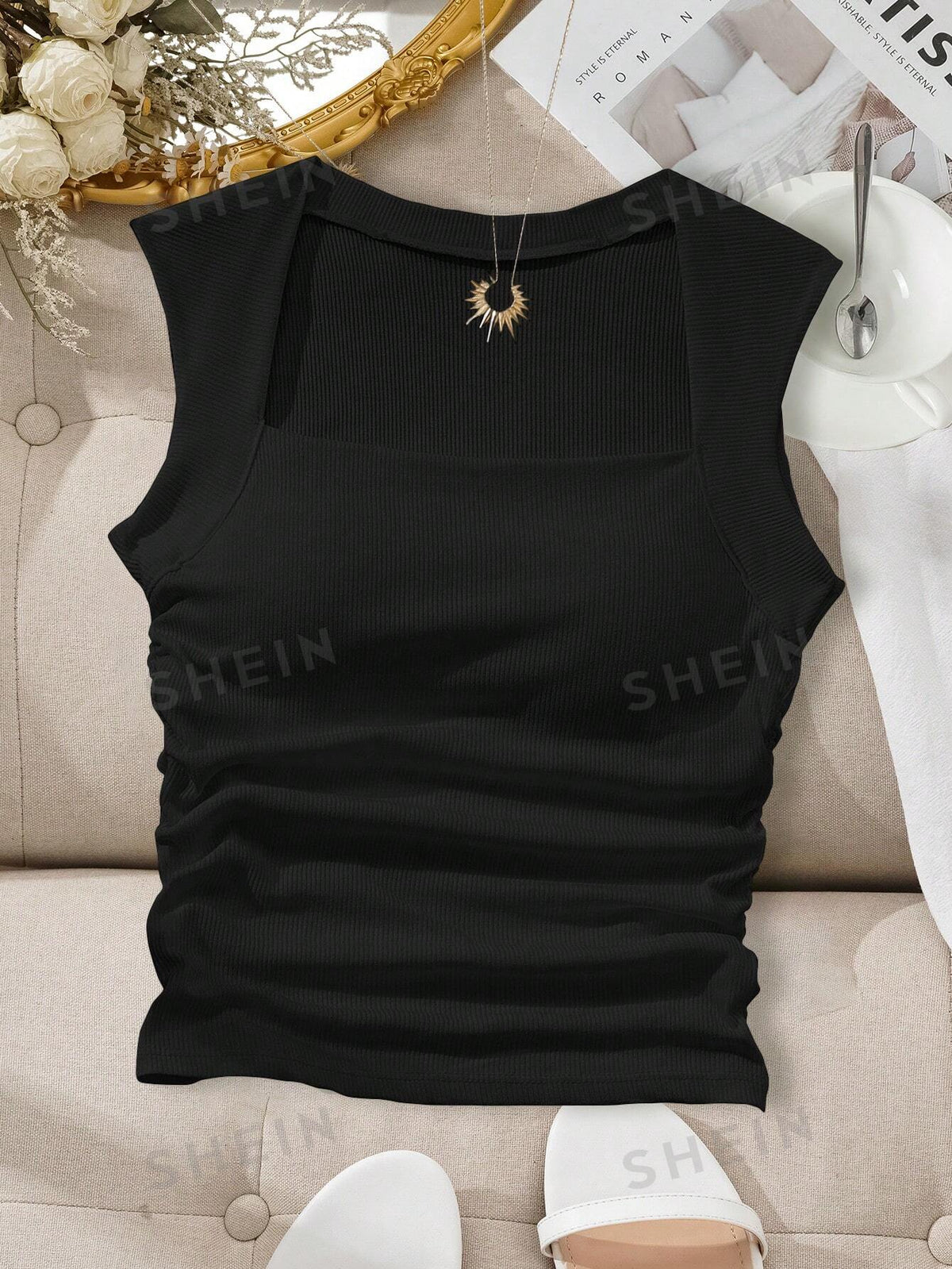 SHEIN EZwear Wireless Slim Fit Women Tank Top With Removable Pads, Square Neckline, Spring/Summer