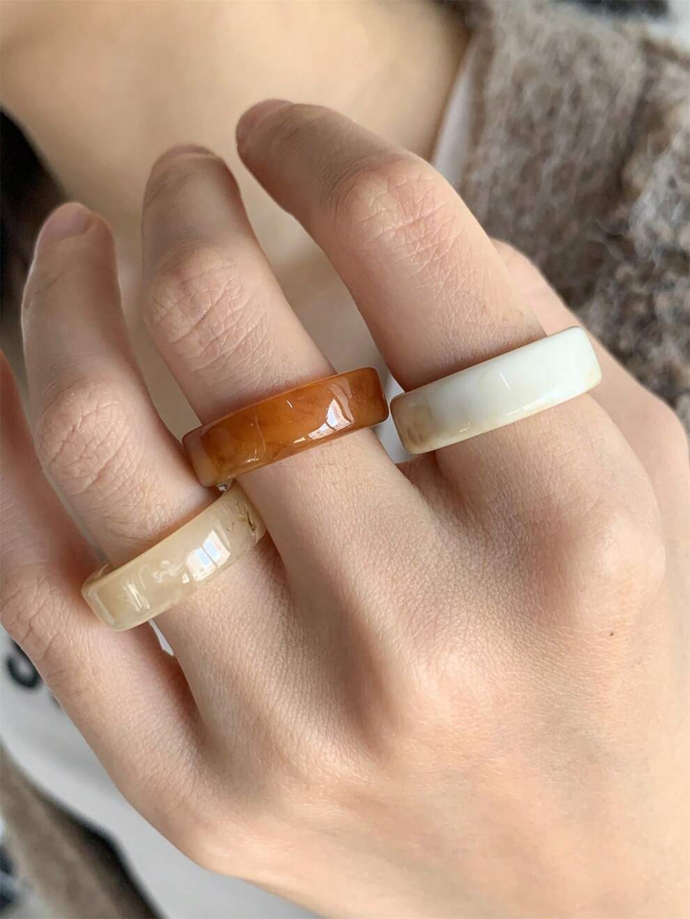 7-piece Cream Ring Set