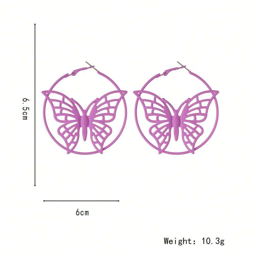 White C-shaped Small Earrings