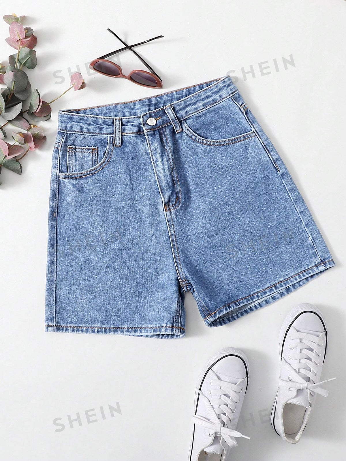 SHEIN EZwear Zip Fly Solid Denim Shorts