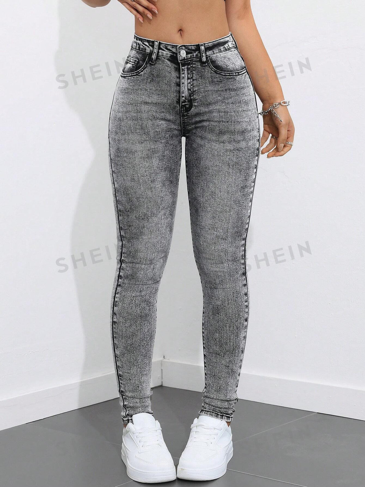 SHEIN Essnce Slant Pocket Skinny Jeans