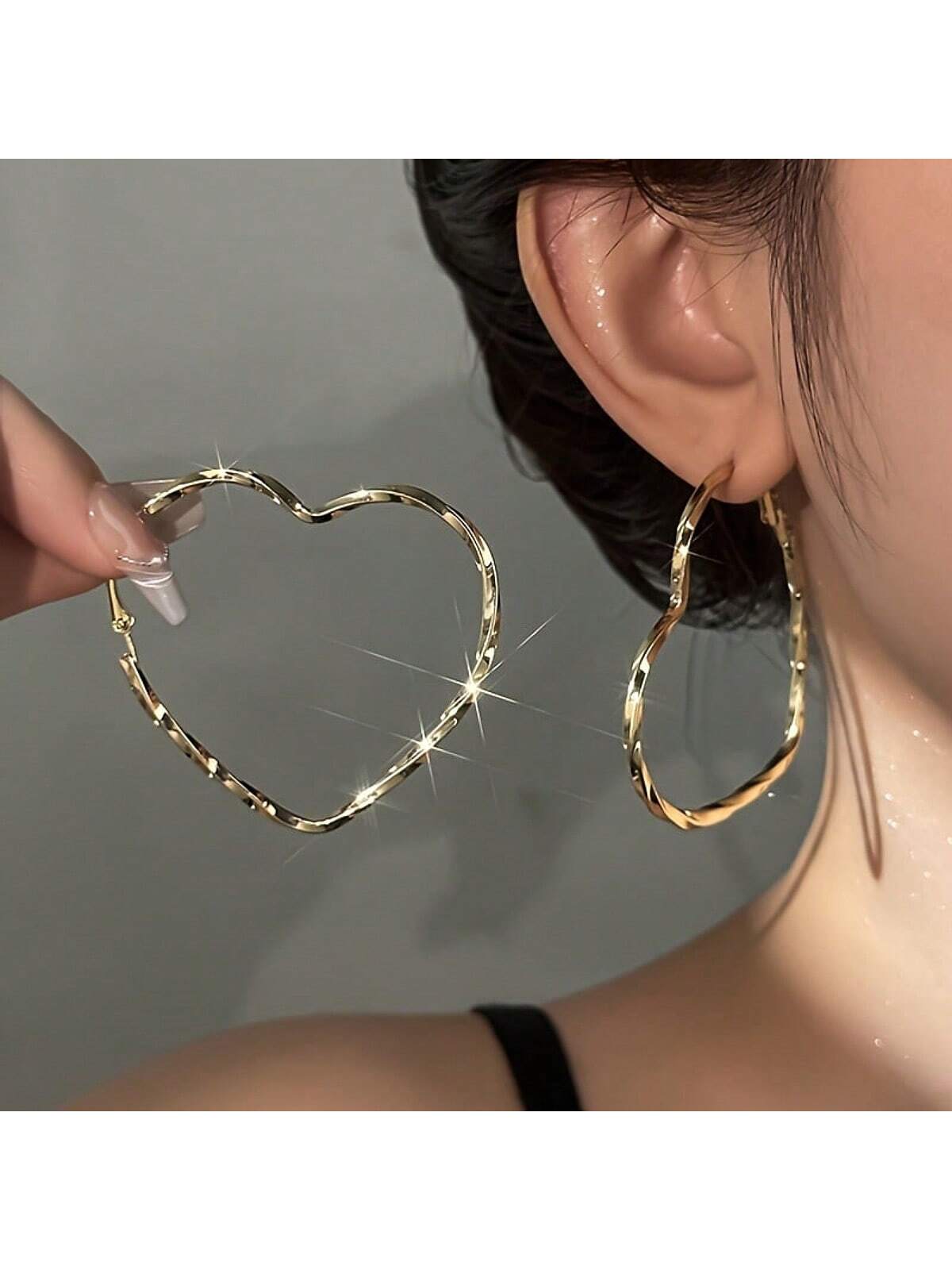 1pair Women's Elegant Luxury Streetwear Charm Heart Shaped Circle Plated Gold Earrings