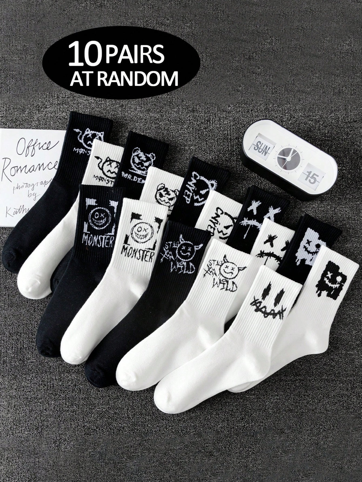 10pairs Assorted Women Spooky Cute Ghost & Skull Printed Soft Comfortable Crew Socks For Halloween & Holidays