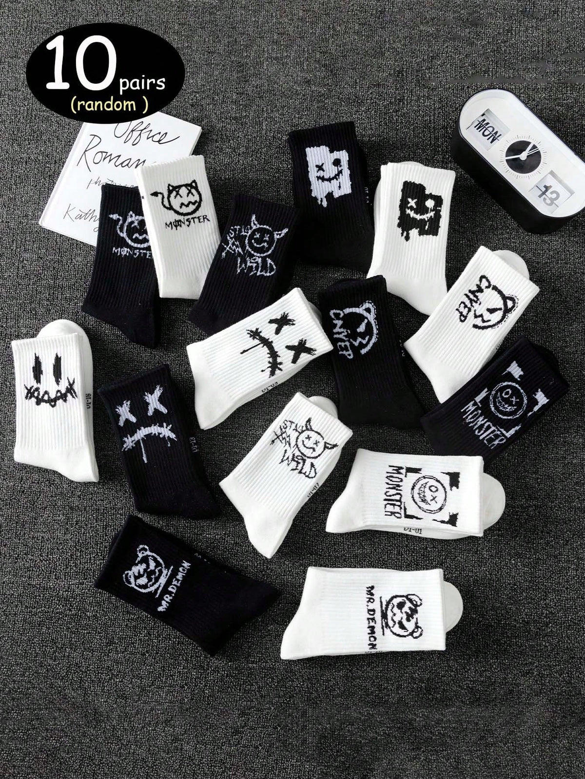 10pairs Random Ghost Face Pattern Crew Socks, Autumn & Spring