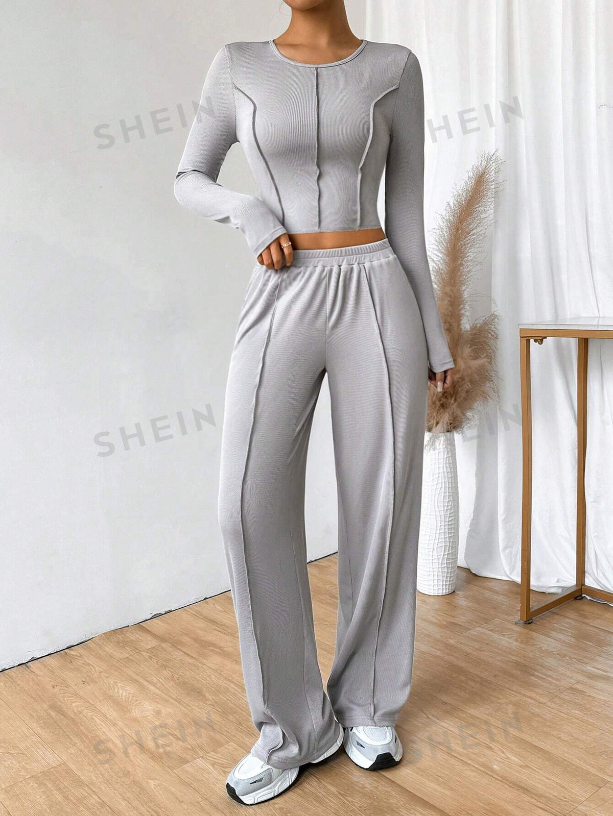 SHEIN Essnce 2pcs Women Spring And Summer Solid Color Crew Neck Long Sleeve Rib T-Shirt And Elastic Waist Pants Casual Set